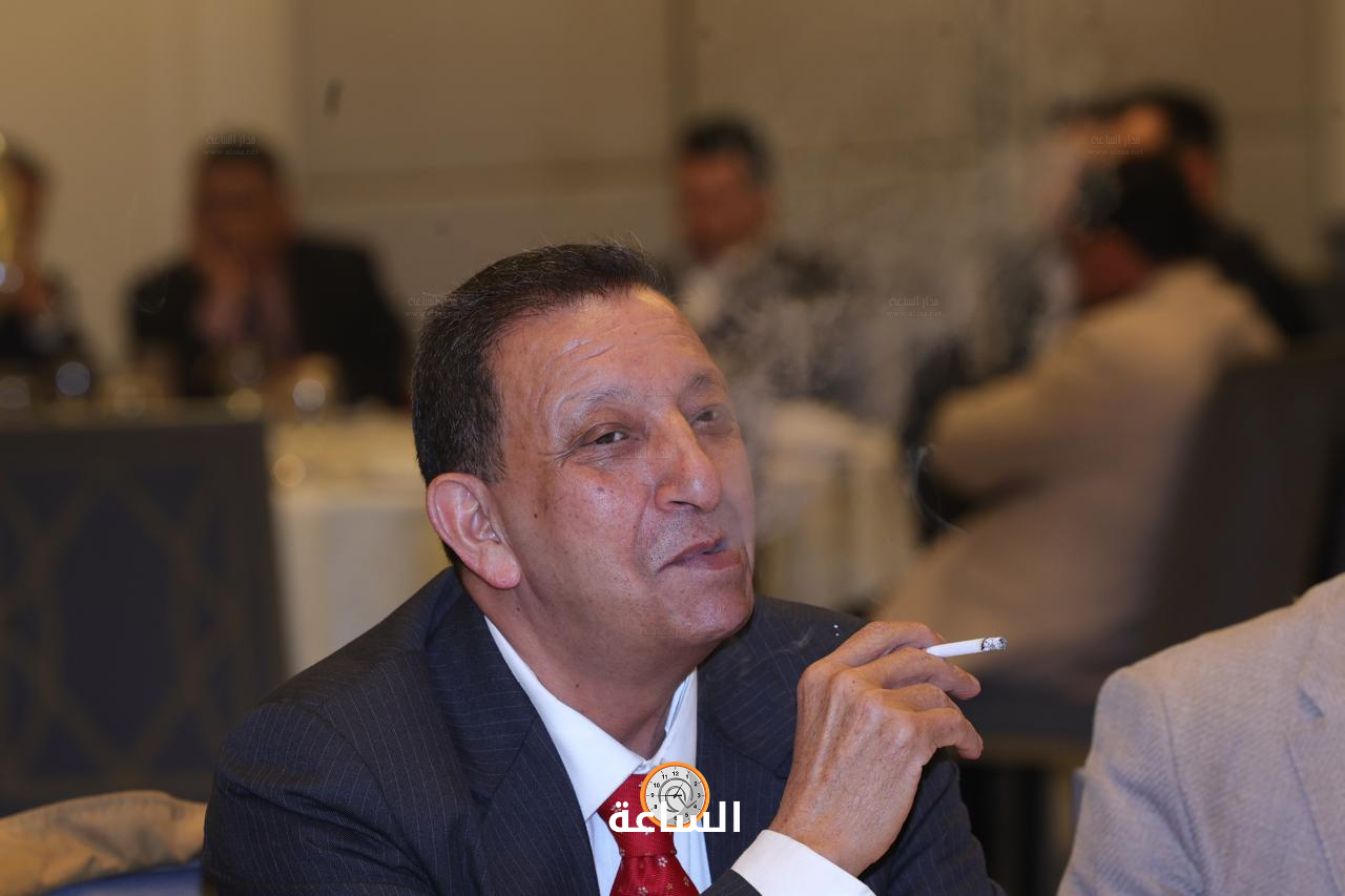 Madar Al-Saa Images 0.07010490560696414