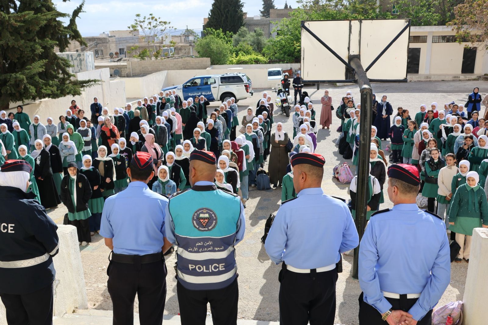 Madar Al-Saa Images 0.14607564182898014