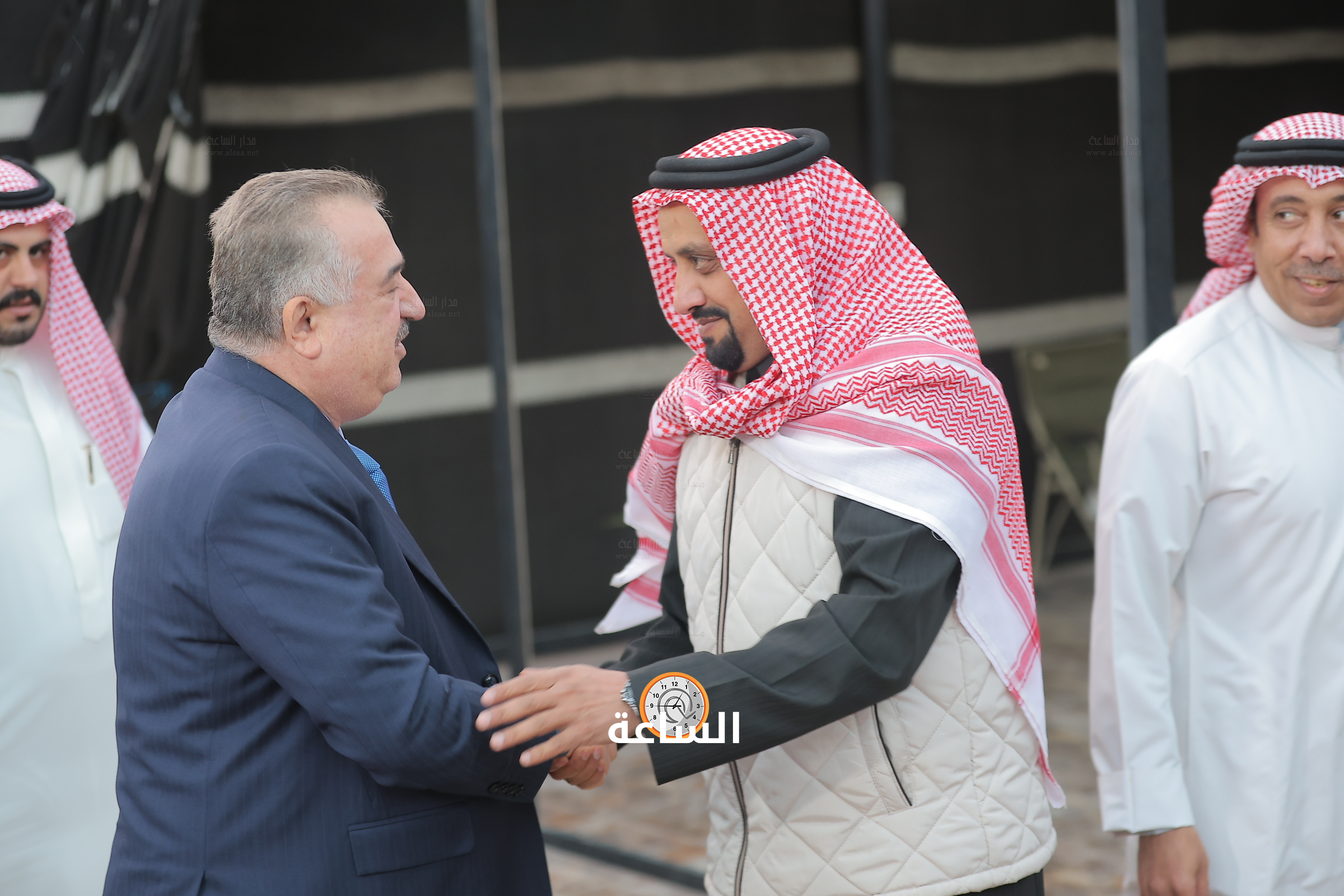 Madar Al-Saa Images 0.7617009254427237