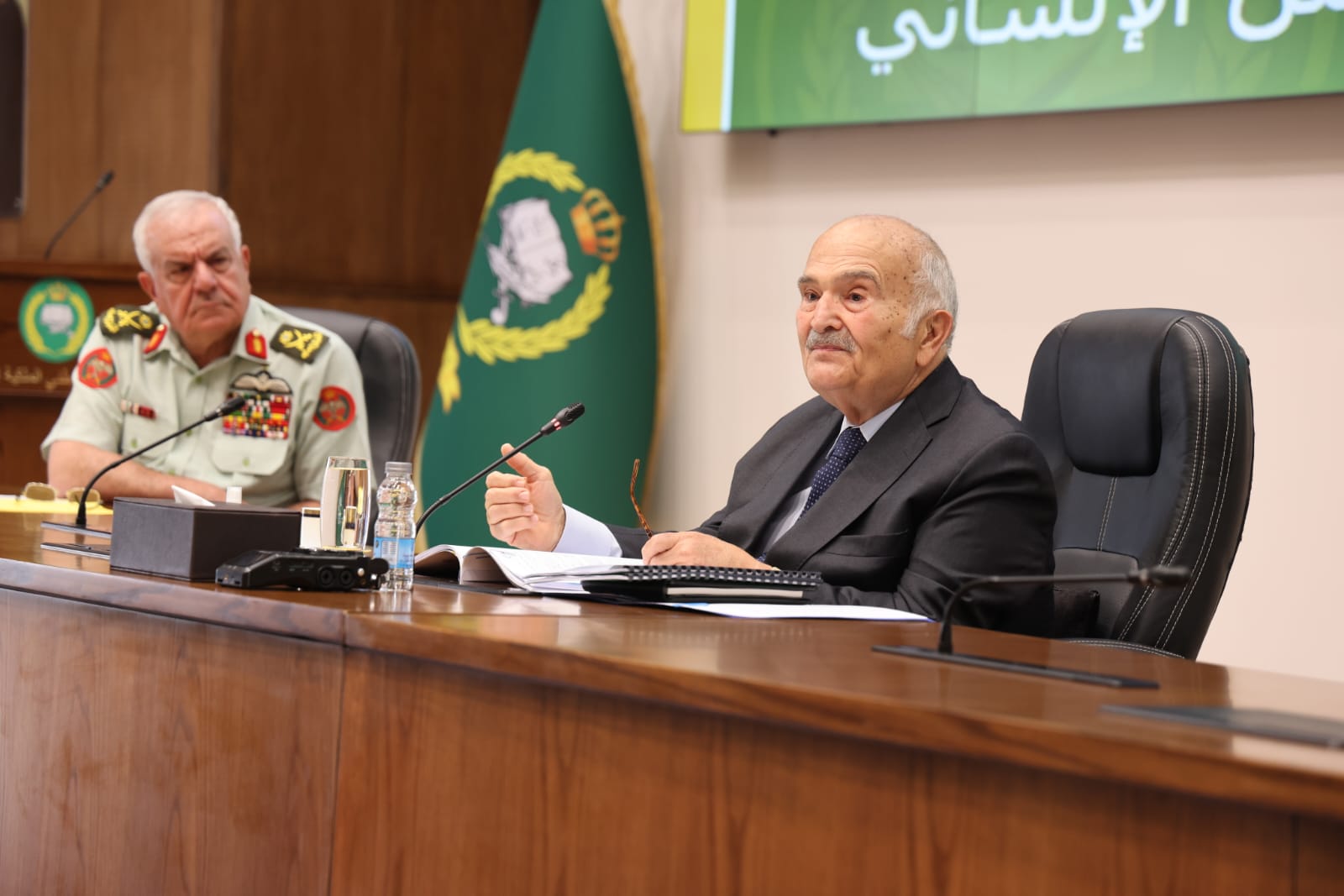 Madar Al-Saa Images 0.6415411902787811