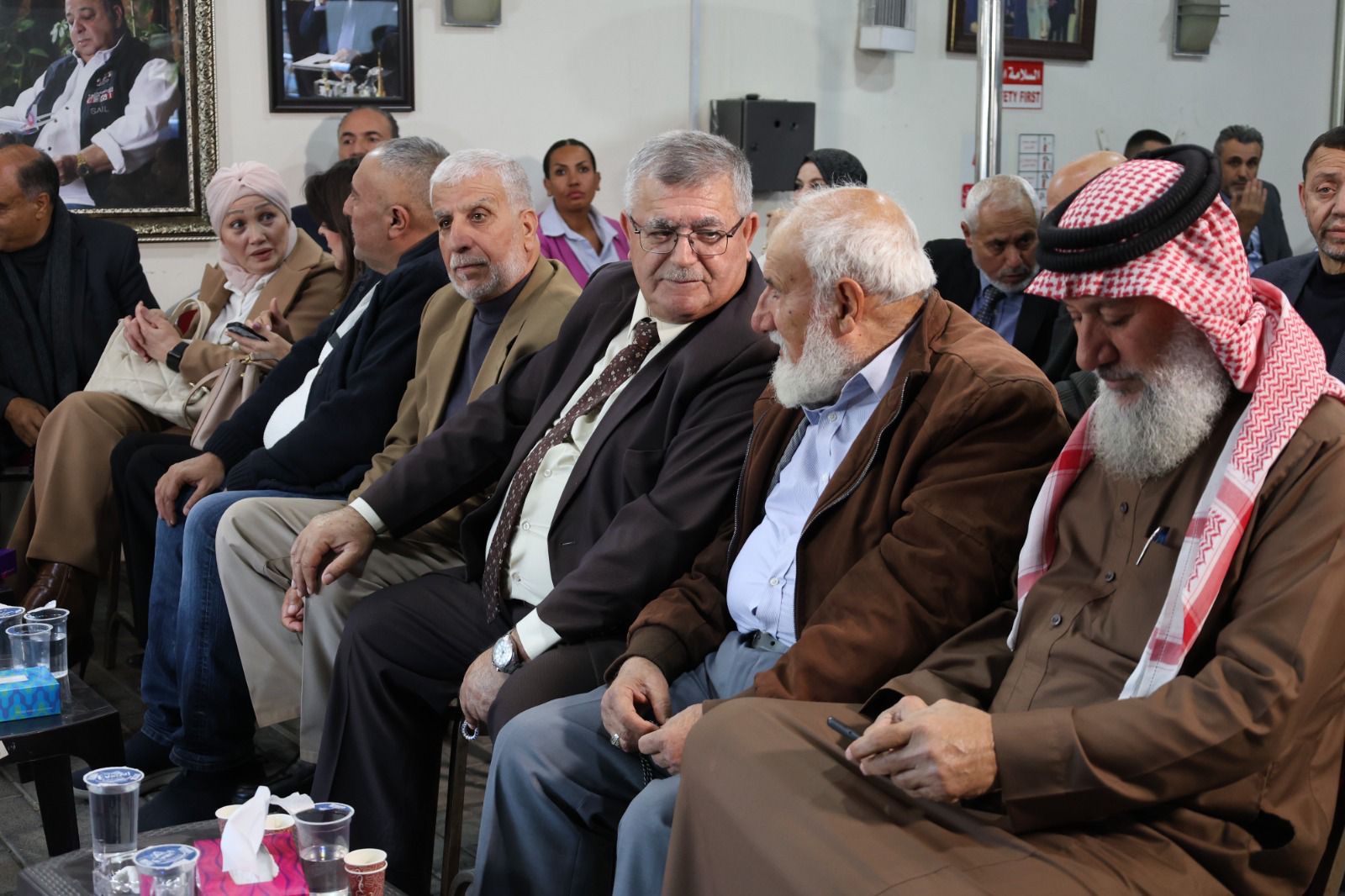 Madar Al-Saa Images 0.8757460772136703