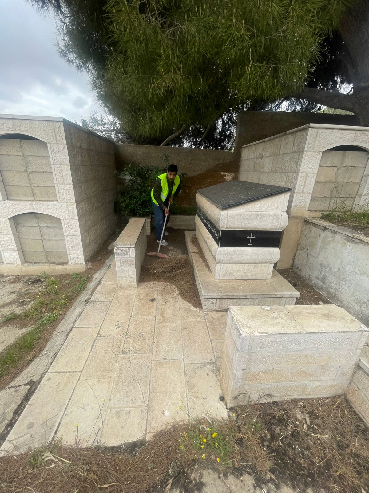 Madar Al-Saa Images 0.0909059310912691