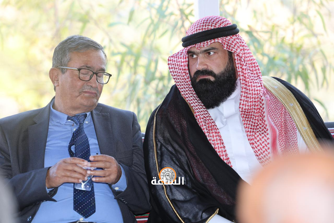 Madar Al-Saa Images 0.9659243783703769