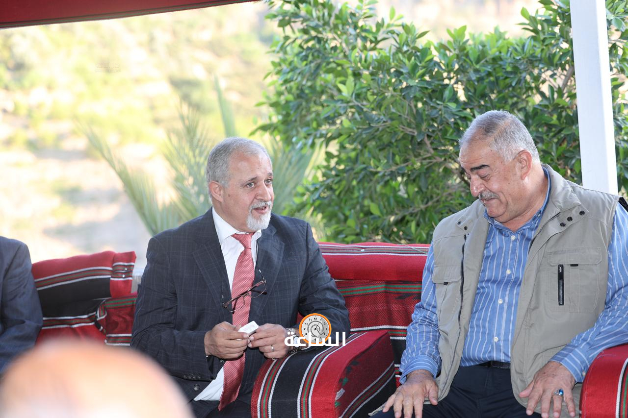 Madar Al-Saa Images 0.5208143974761292
