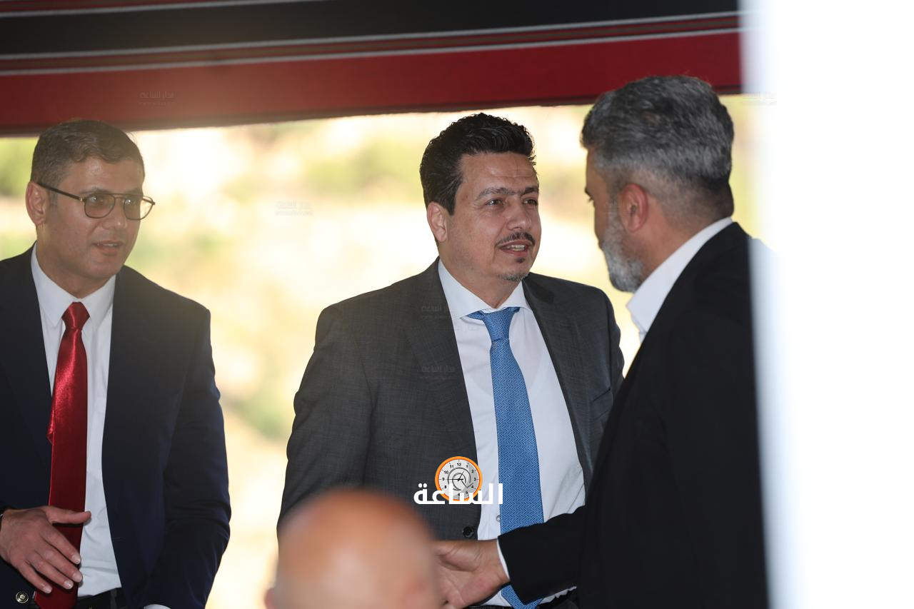 Madar Al-Saa Images 0.9037863865476693