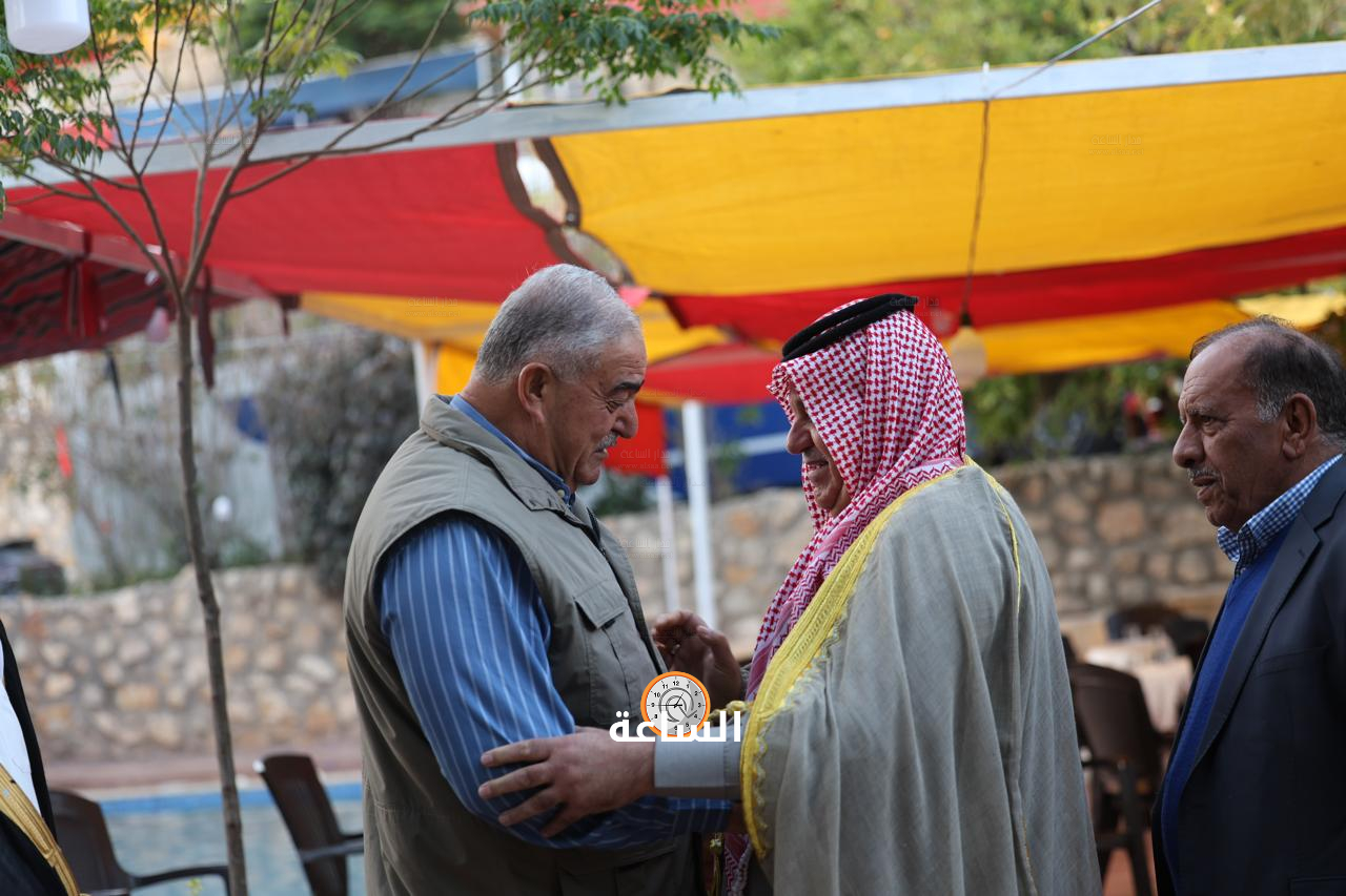 Madar Al-Saa Images 0.7700561181401843
