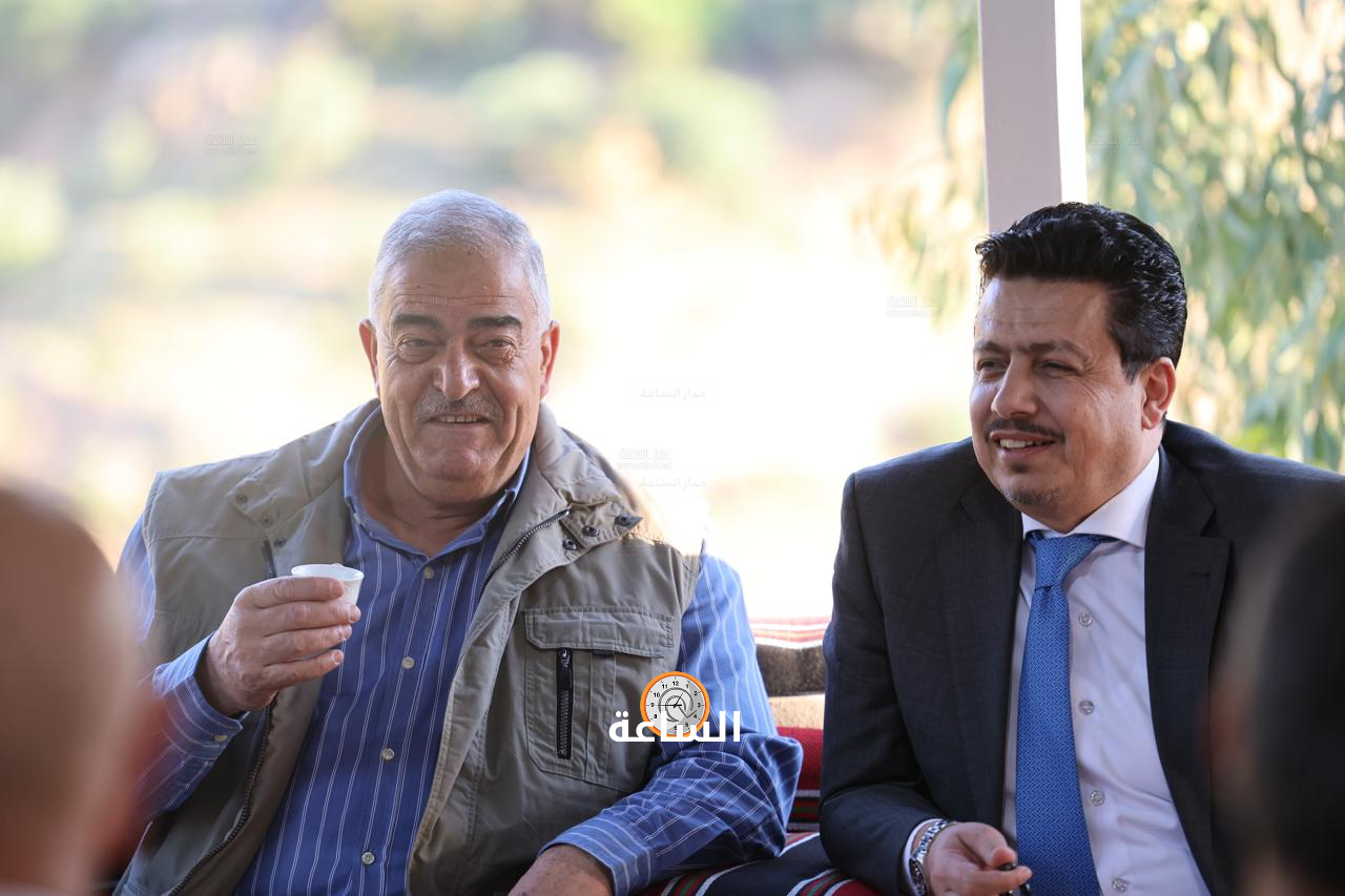 Madar Al-Saa Images 0.3165412378399526