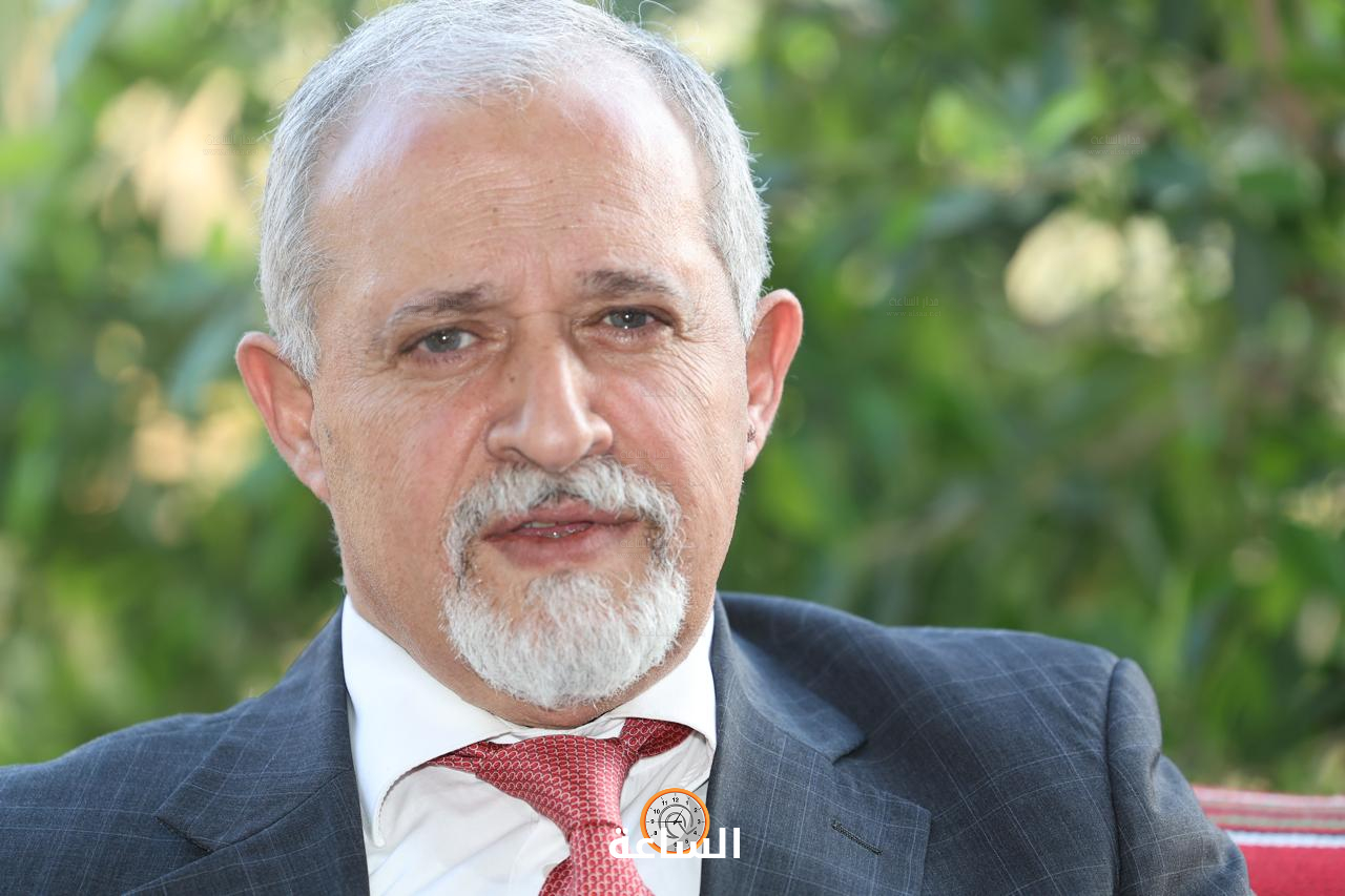 Madar Al-Saa Images 0.3694175600291244