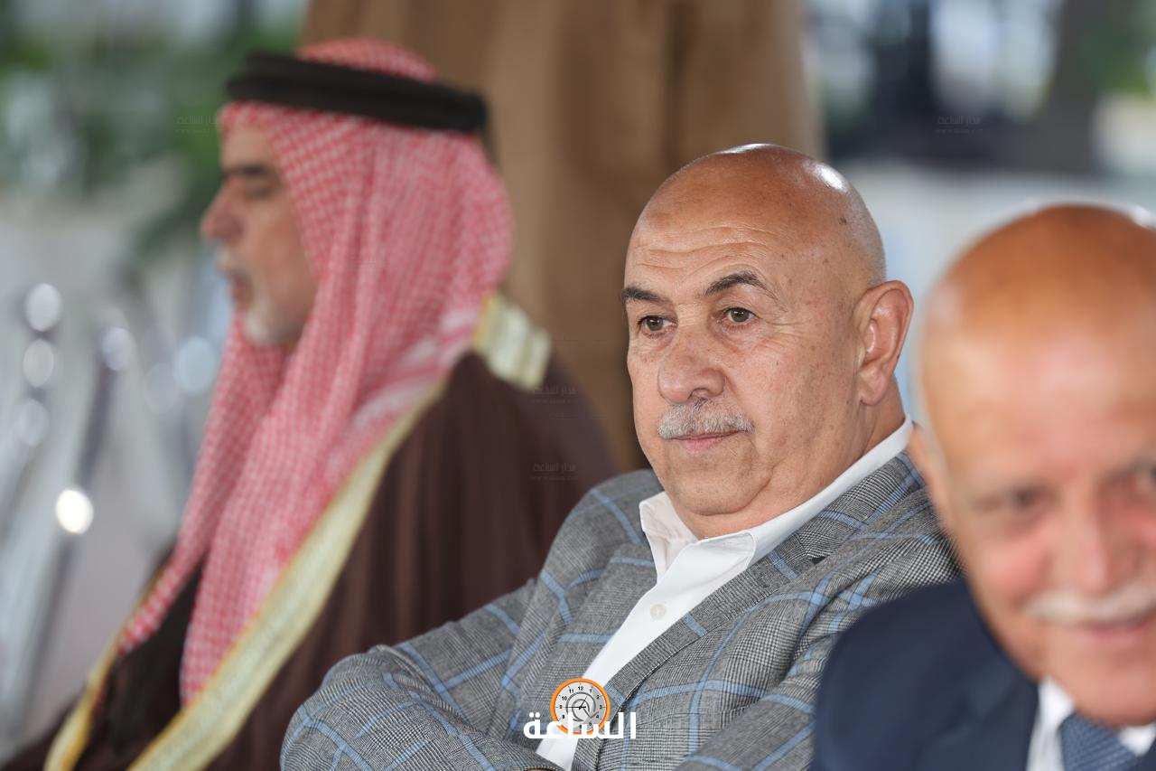 Madar Al-Saa Images 0.5147674619505072