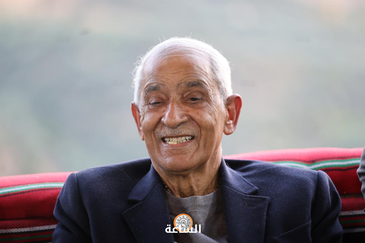 Madar Al-Saa Images 0.2566373029550072