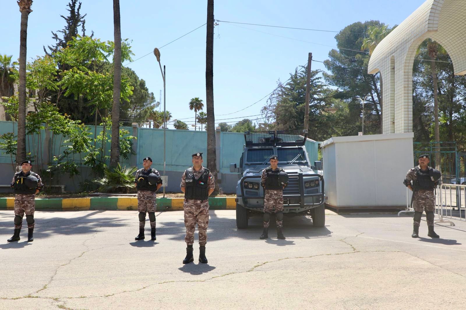 Madar Al-Saa Images 0.7212990991033305