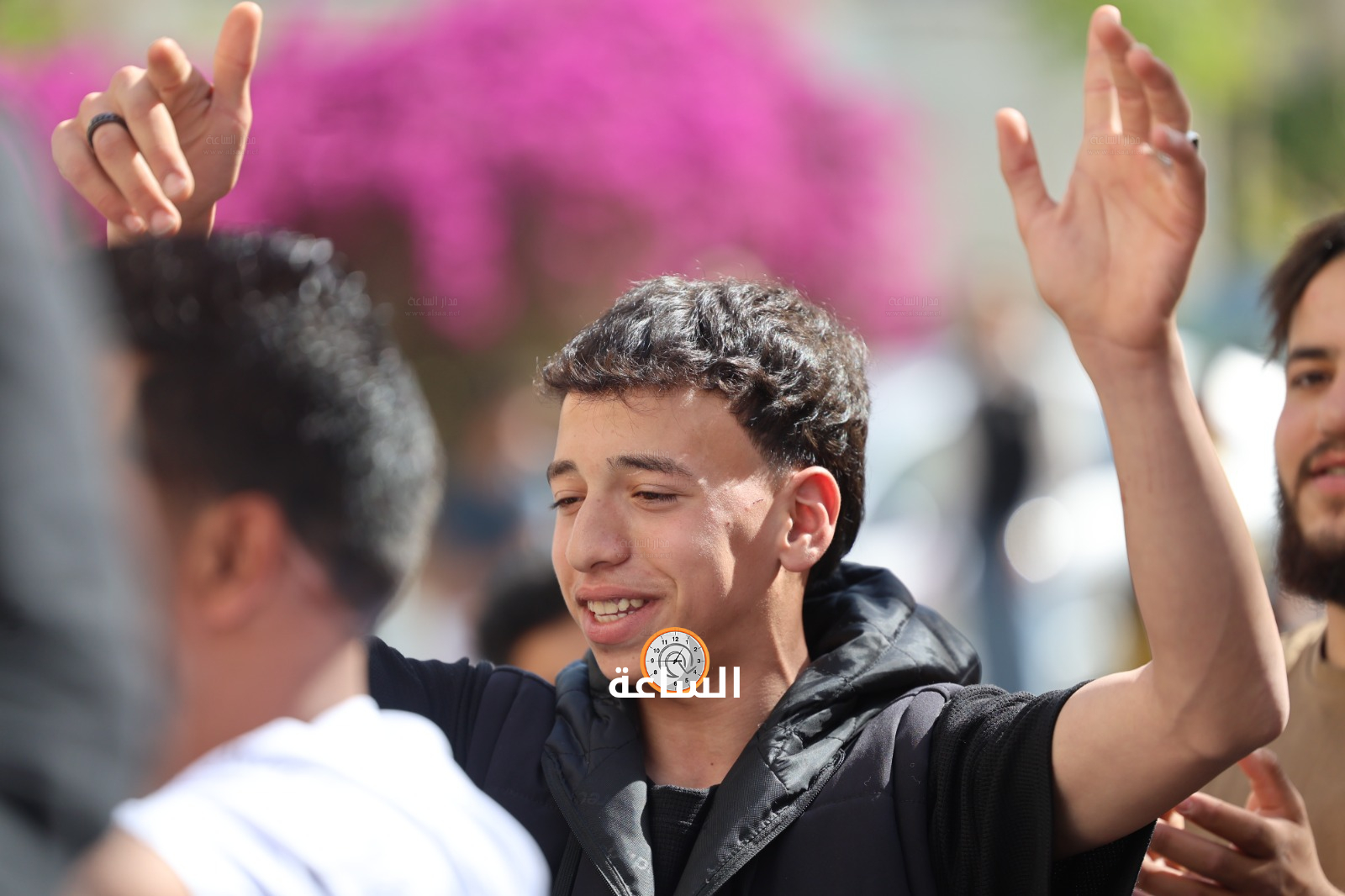 Madar Al-Saa Images 0.27158083857630266