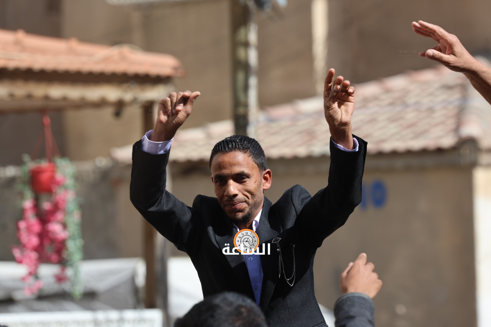 Madar Al-Saa Images 0.6978221579401039
