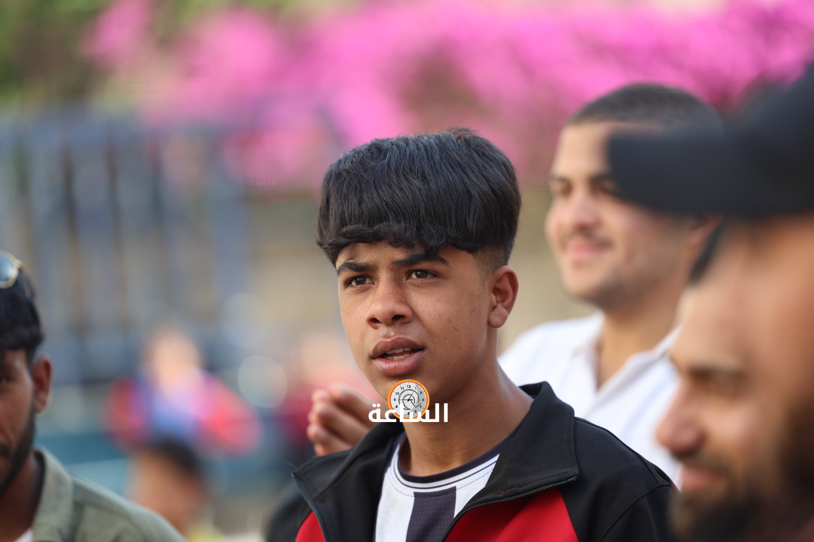 Madar Al-Saa Images 0.8220160932858601