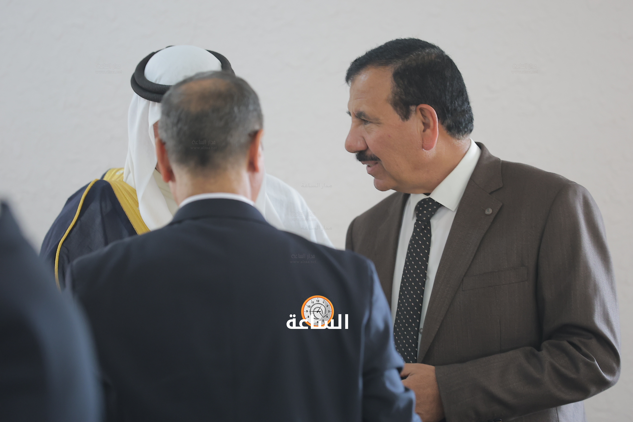 Madar Al-Saa Images 0.9480296490145333