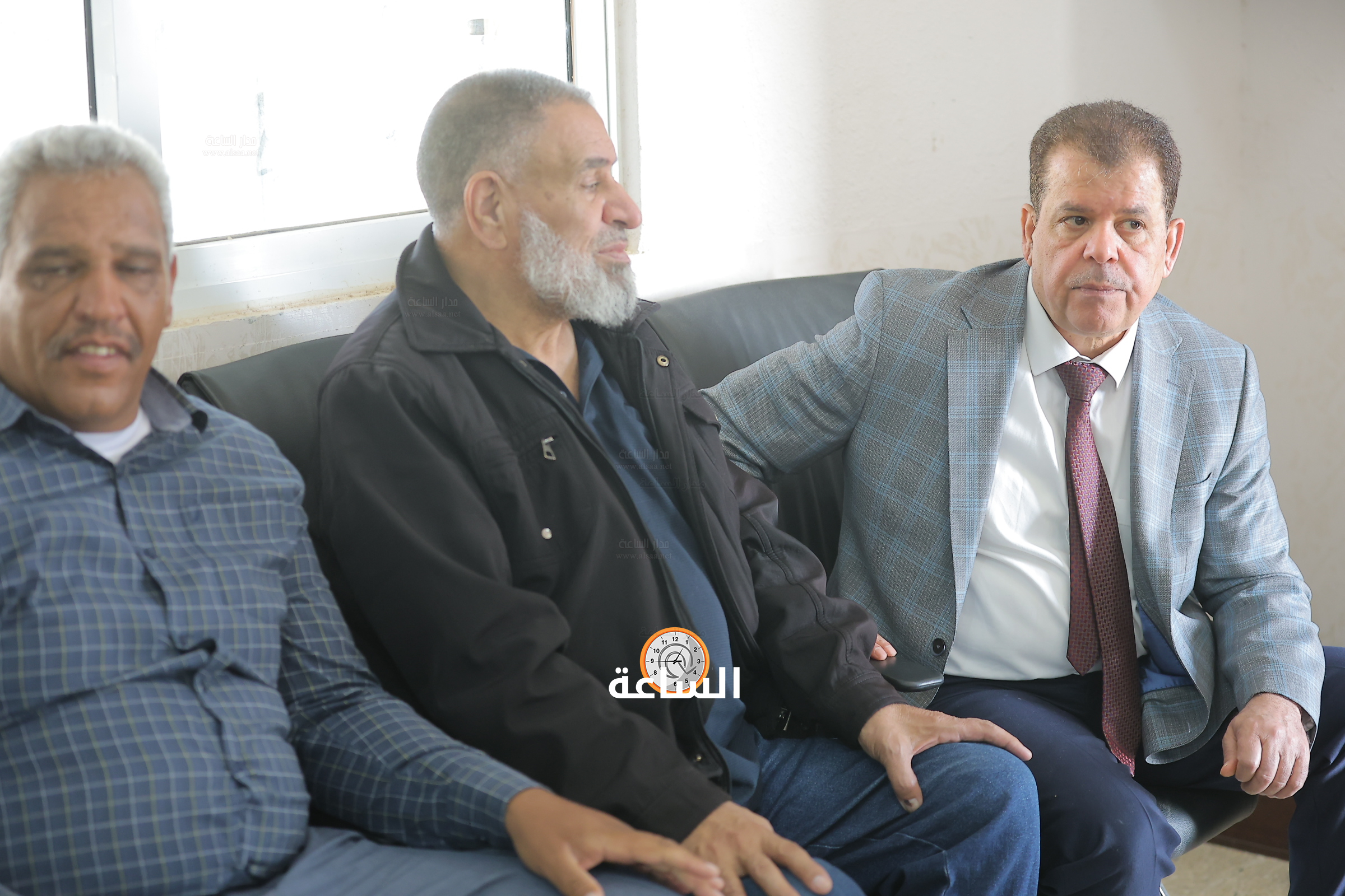 Madar Al-Saa Images 0.40500129763021286