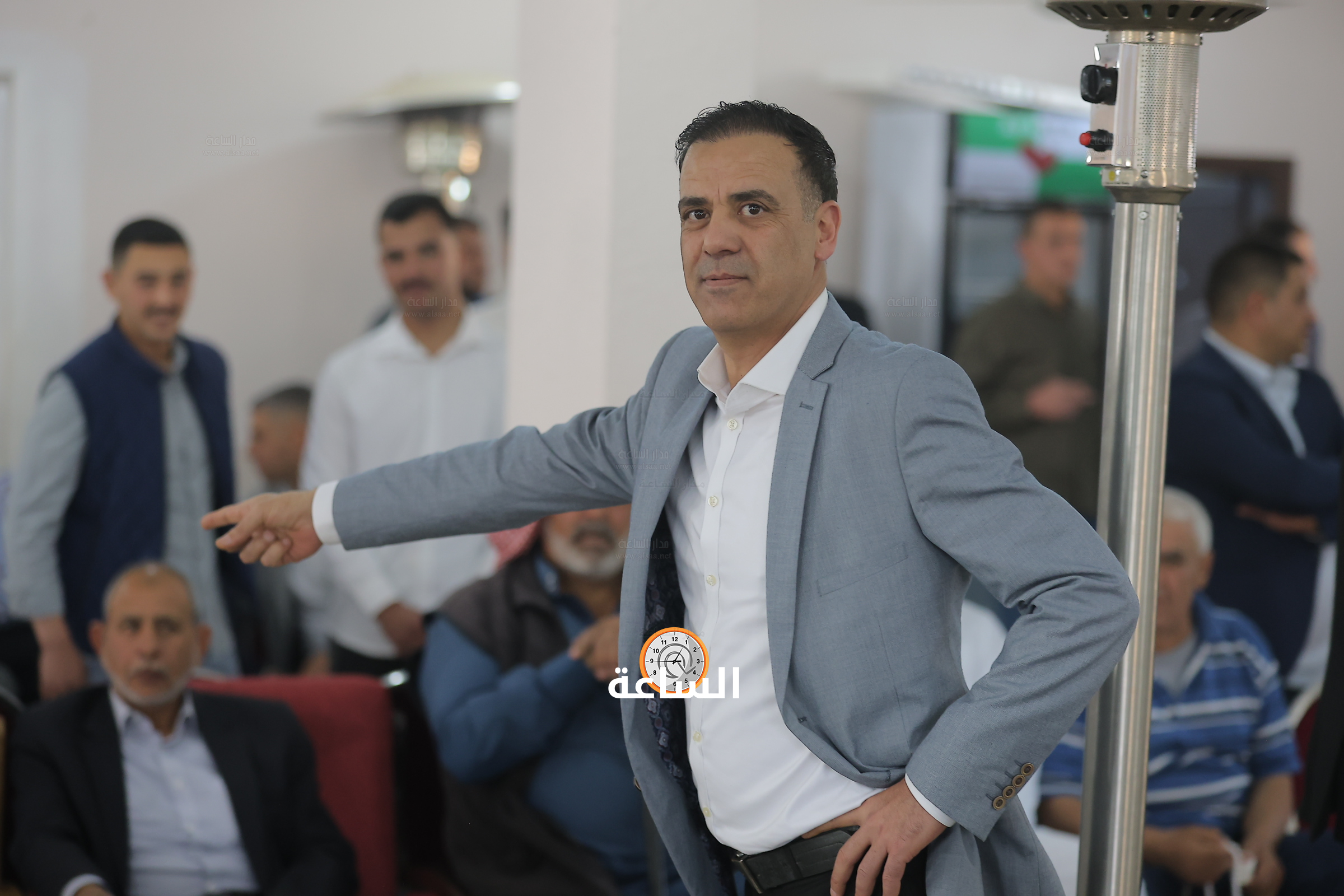 Madar Al-Saa Images 0.5640130838086289
