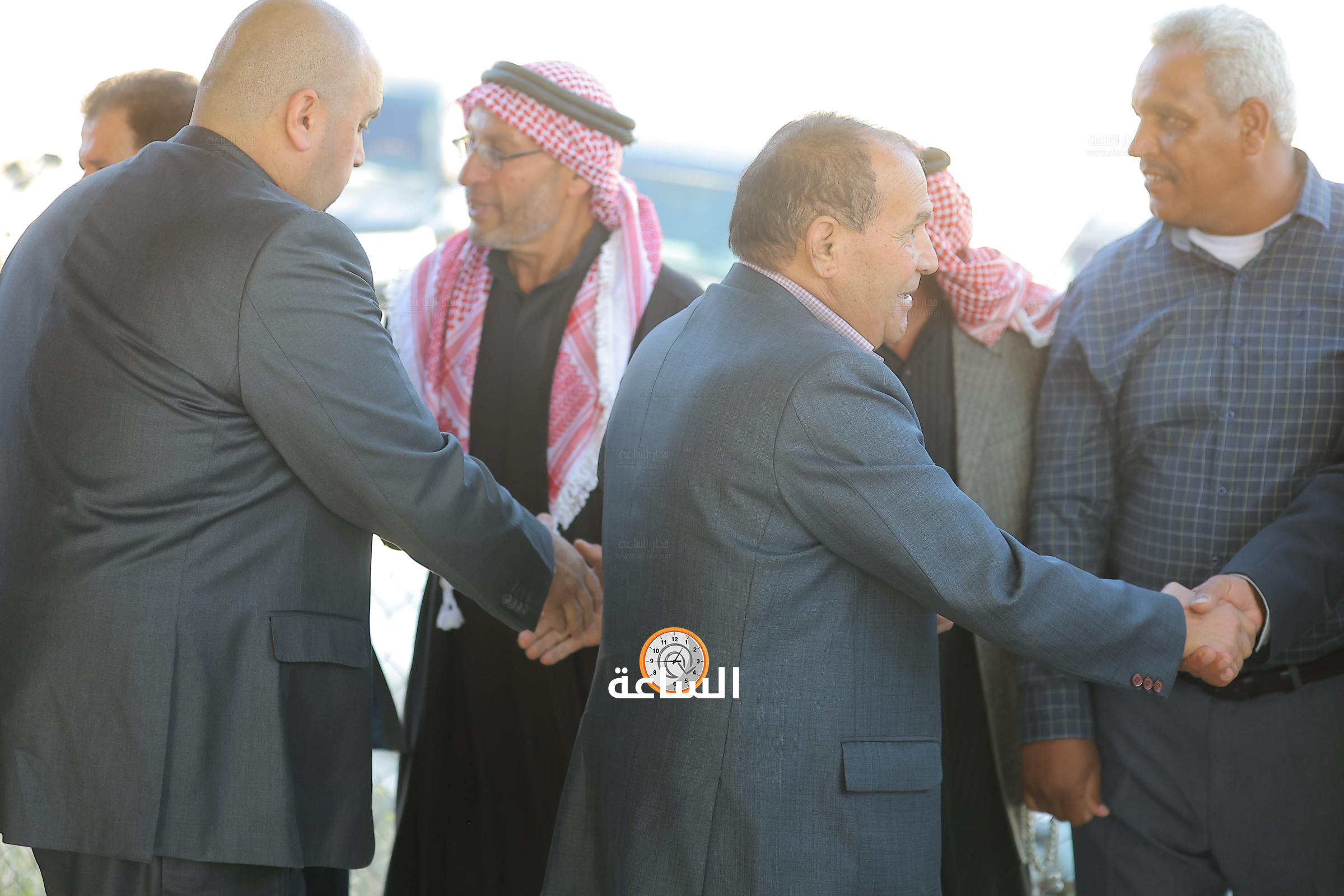 Madar Al-Saa Images 0.890169415787317