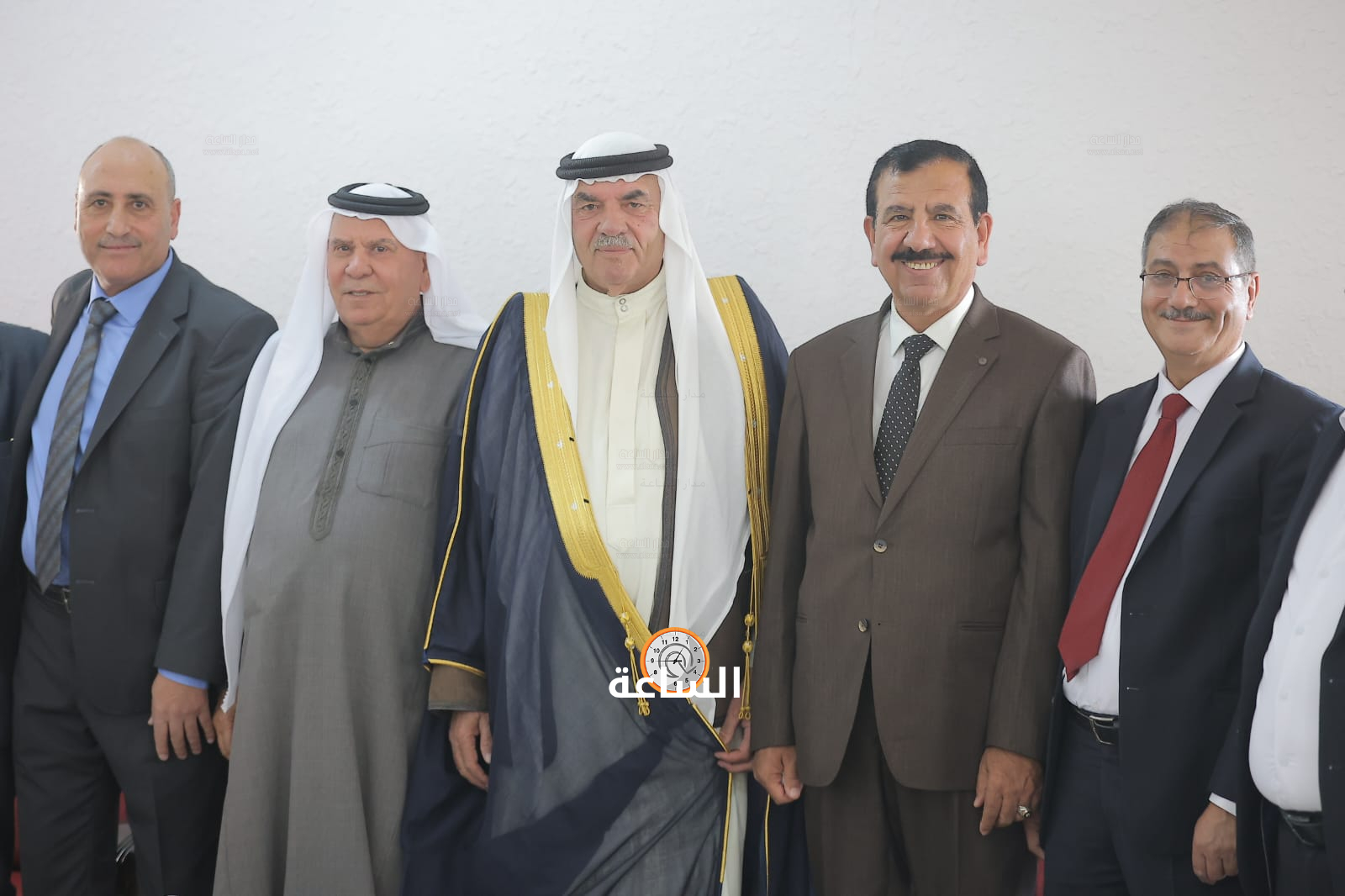 Madar Al-Saa Images 0.35754397718367326