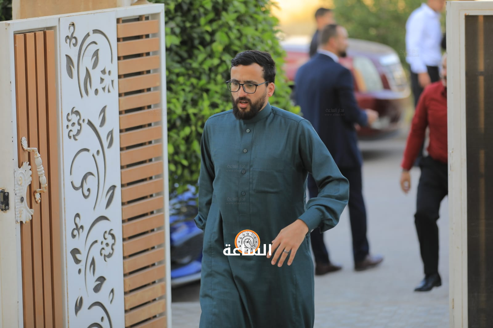 Madar Al-Saa Images 0.9405794386470598