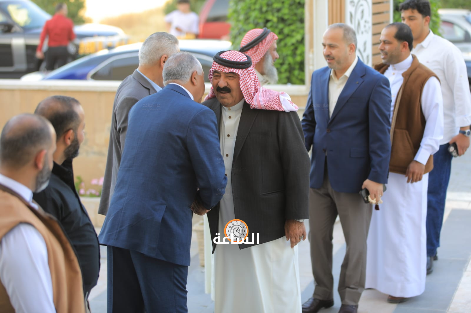 Madar Al-Saa Images 0.15792809293981613