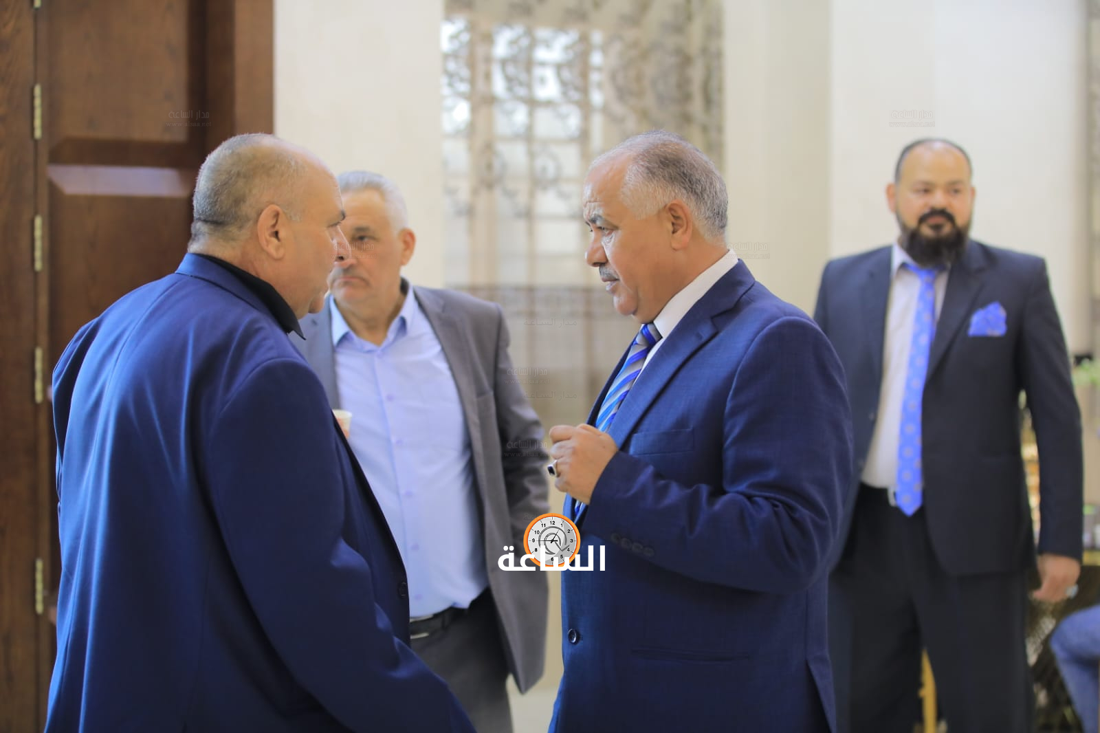 Madar Al-Saa Images 0.24298135660905162