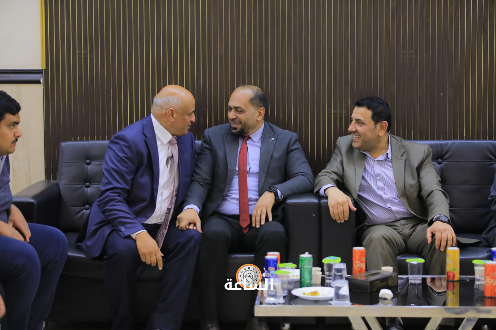 Madar Al-Saa Images 0.050024884184701524