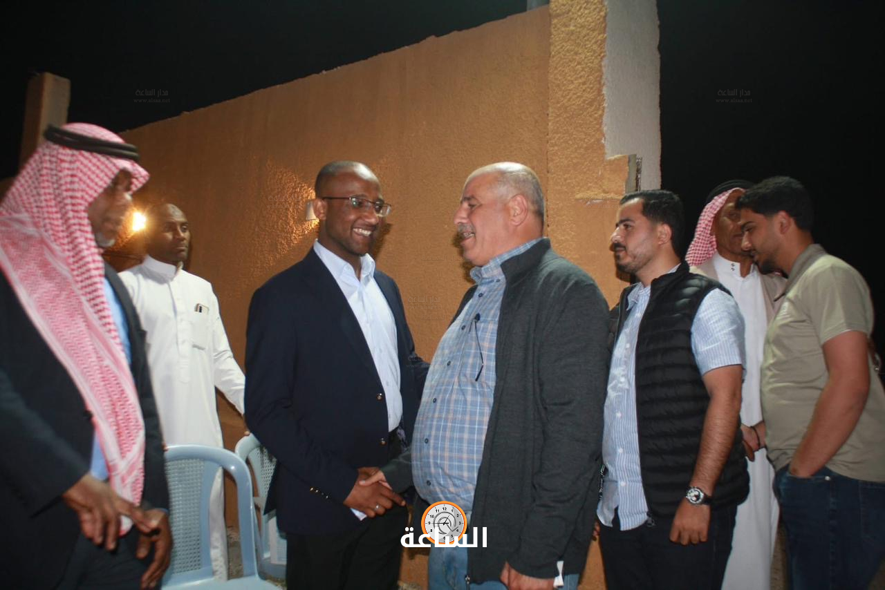 Madar Al-Saa Images 0.7362559063981737