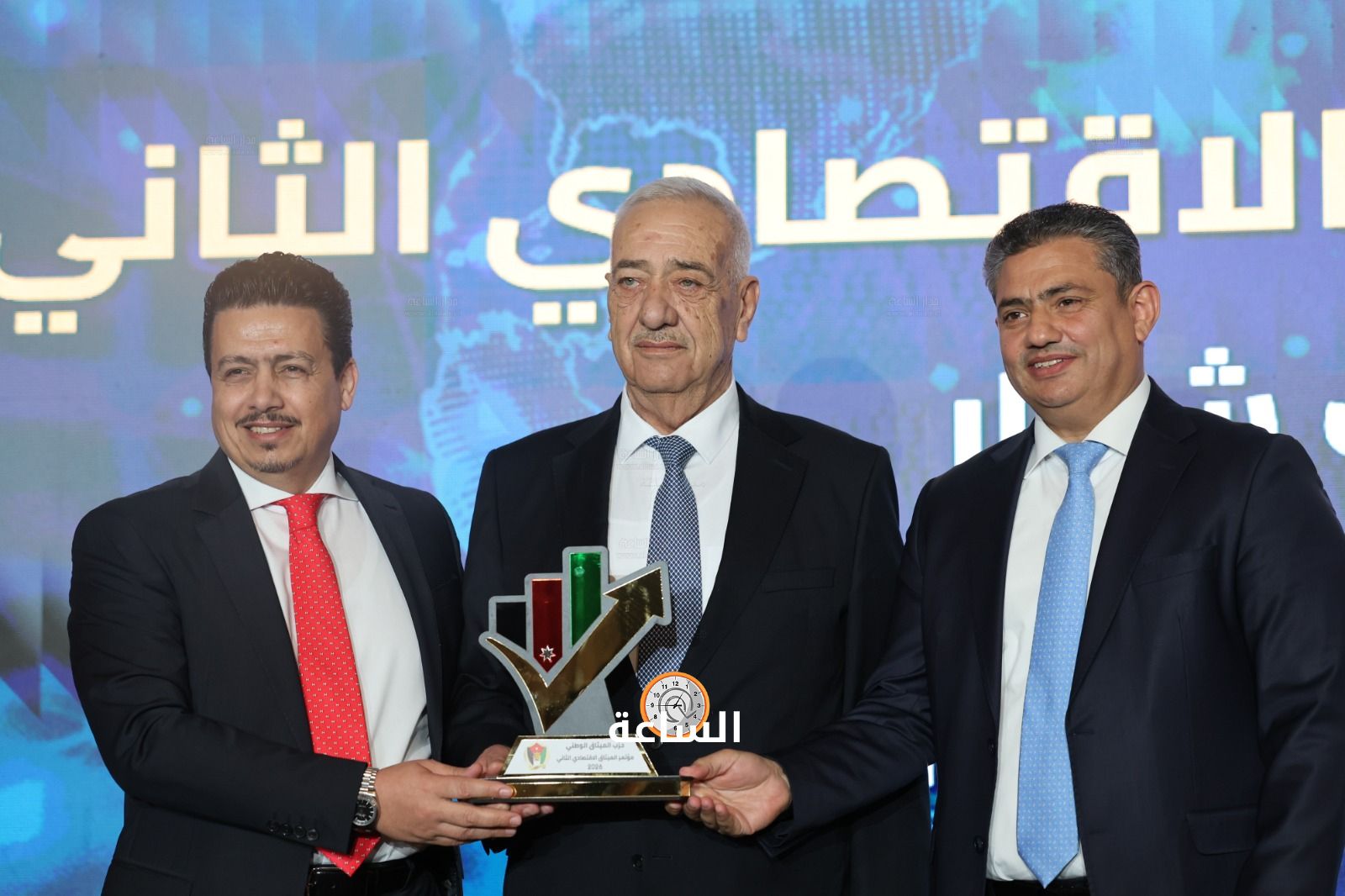 Madar Al-Saa Images 0.5122205615743337