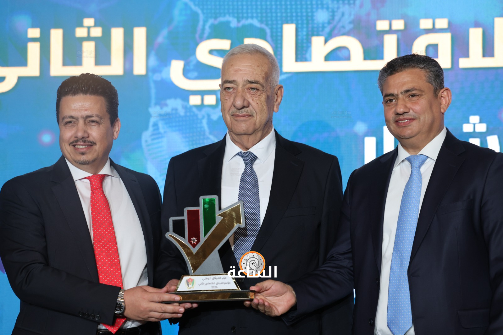 Madar Al-Saa Images 0.17639665513626301