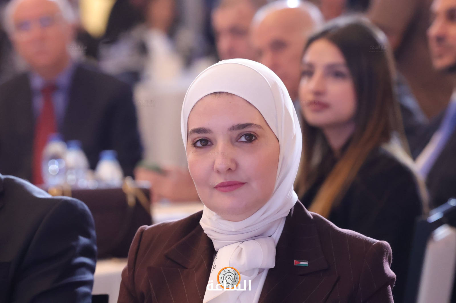 Madar Al-Saa Images 0.058309237646488765