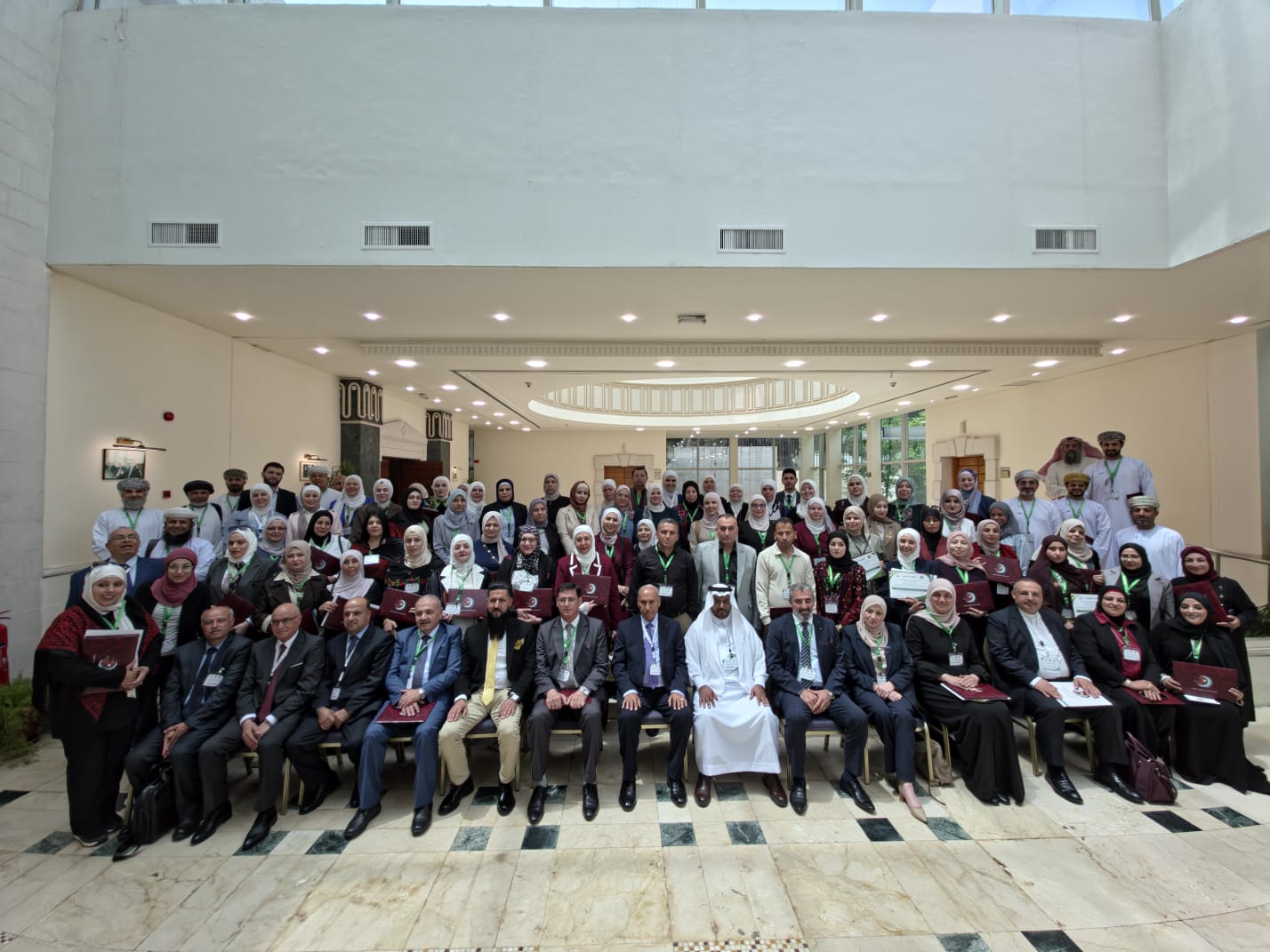 Madar Al-Saa Images 0.5535014984445392