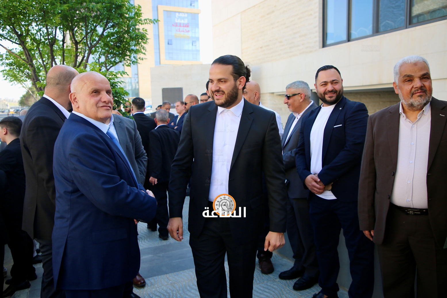 Madar Al-Saa Images 0.1879080702330439