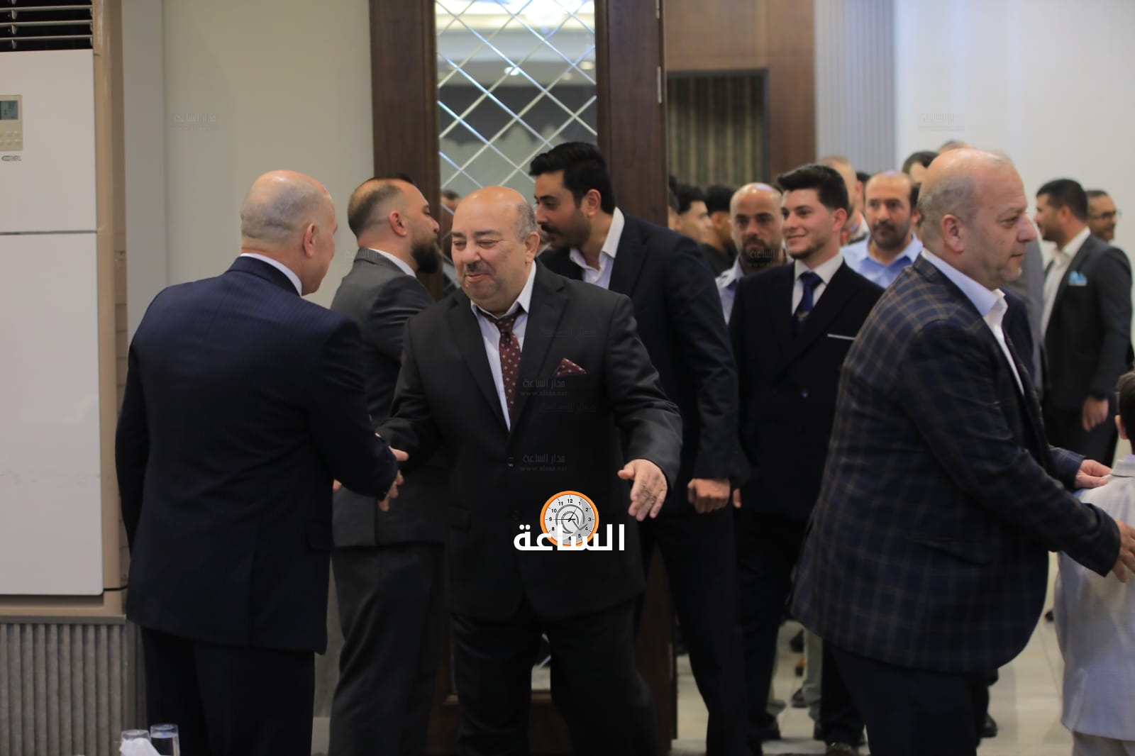 Madar Al-Saa Images 0.8148016585629493