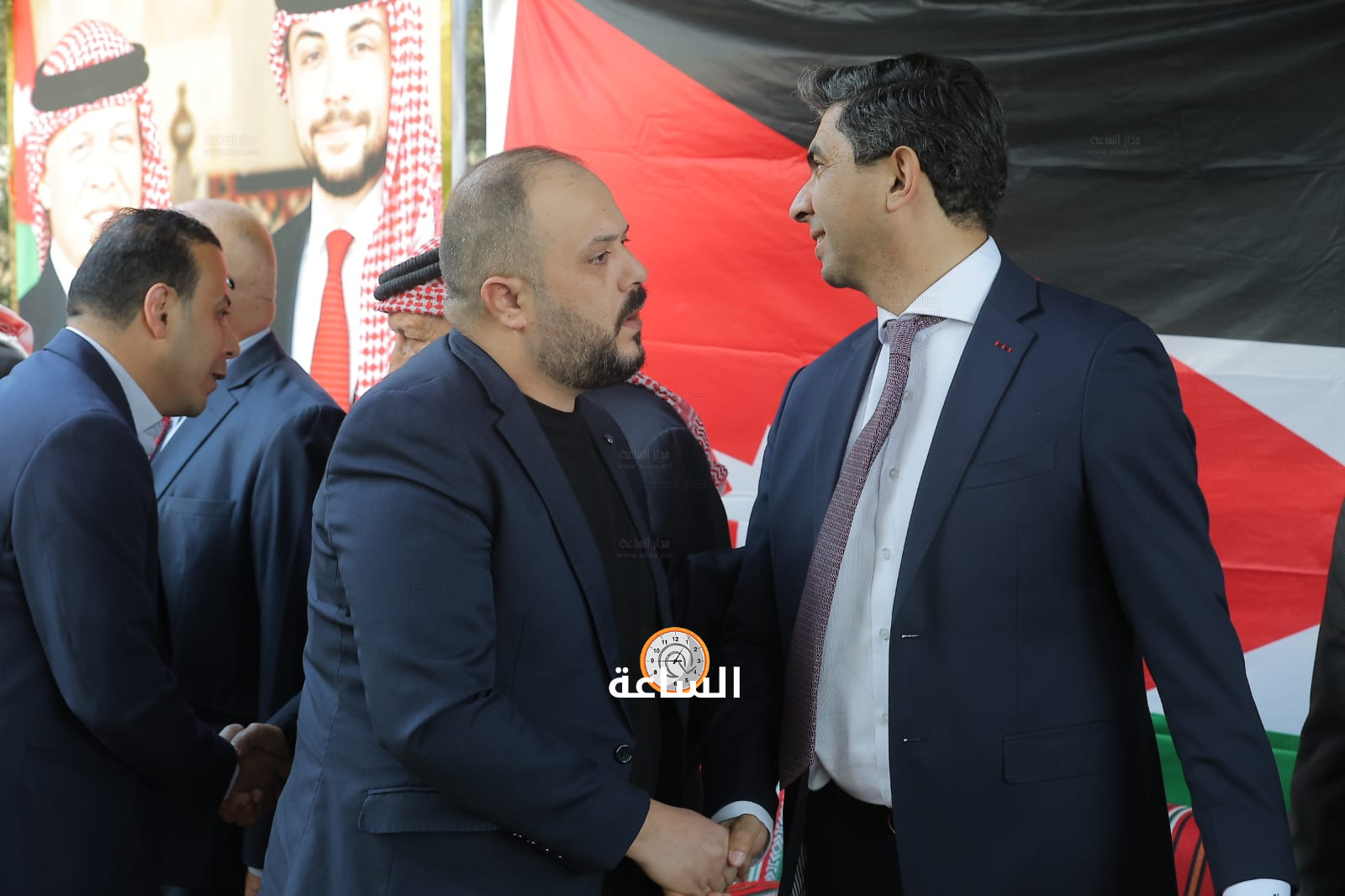 Madar Al-Saa Images 0.1875558635897061