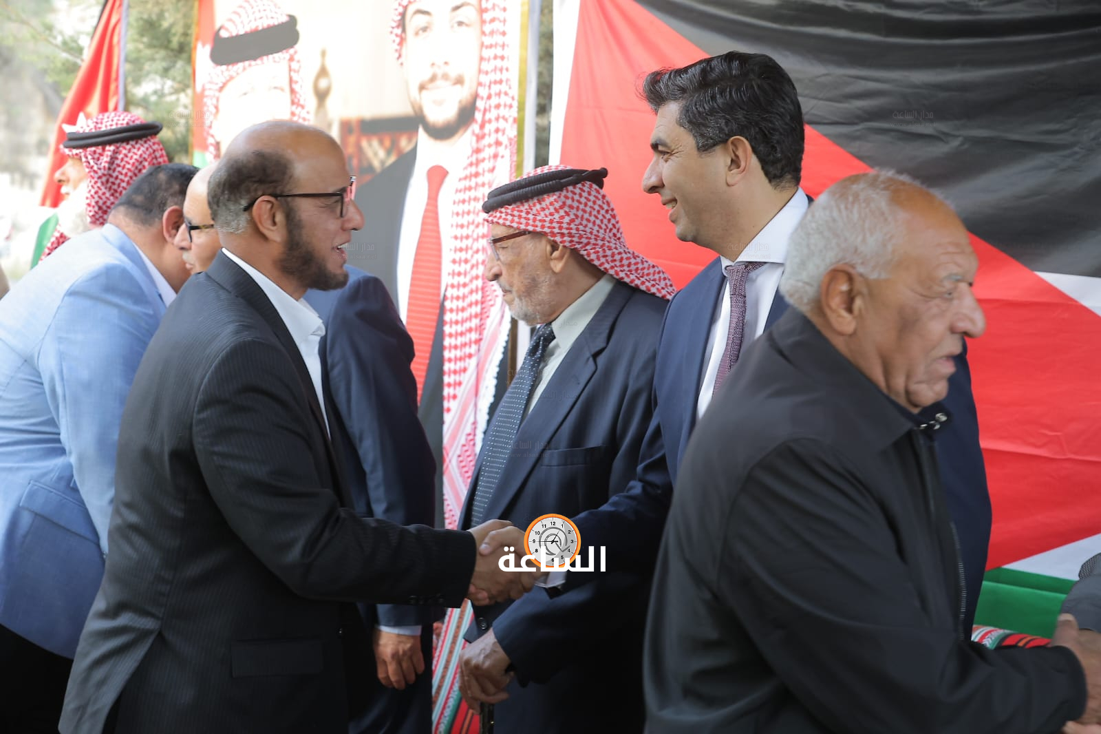 Madar Al-Saa Images 0.4961335361649498
