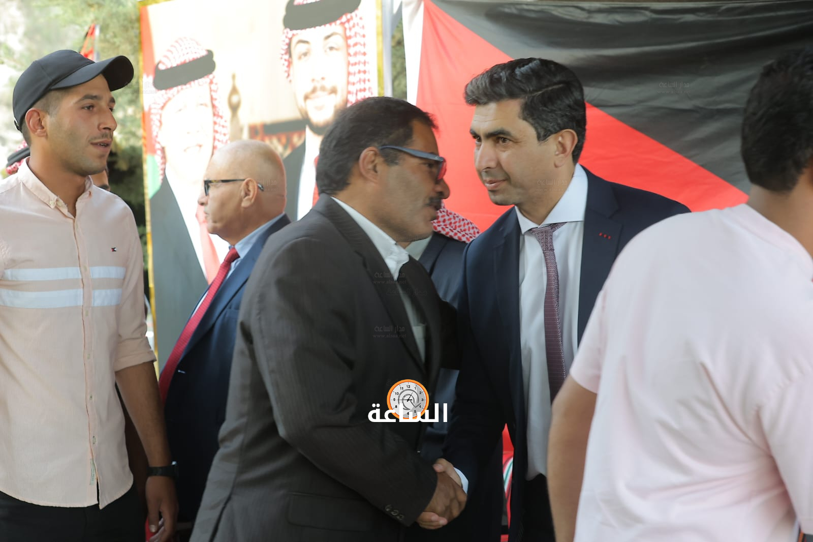 Madar Al-Saa Images 0.8655921584610141