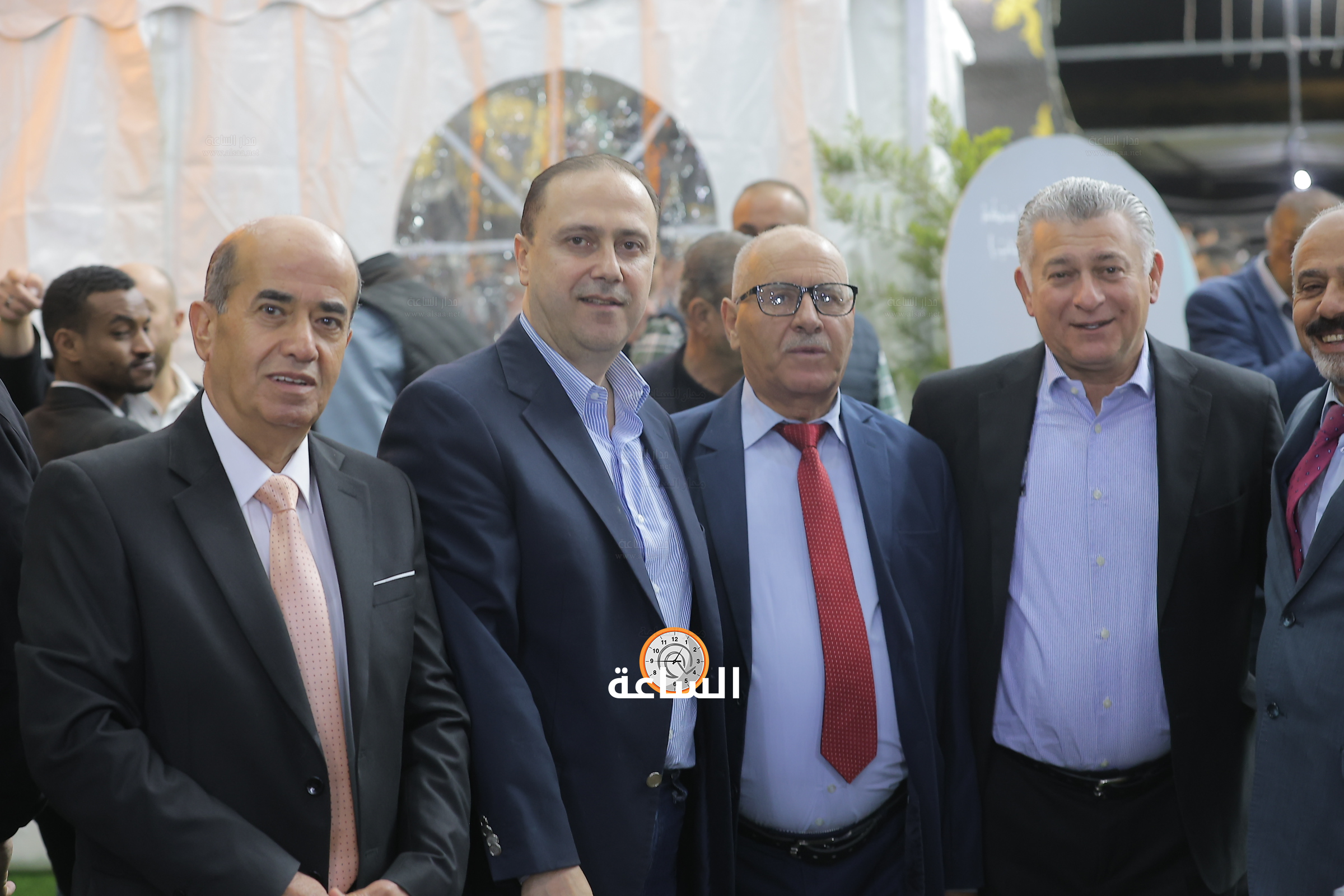 Madar Al-Saa Images 0.9650307049421301