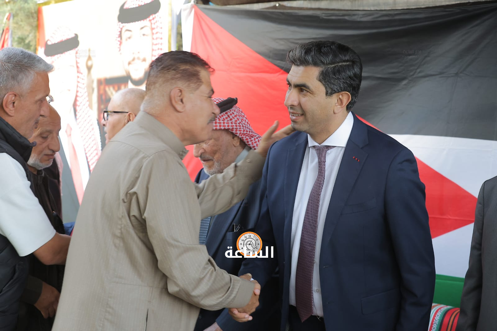 Madar Al-Saa Images 0.17054598083579886
