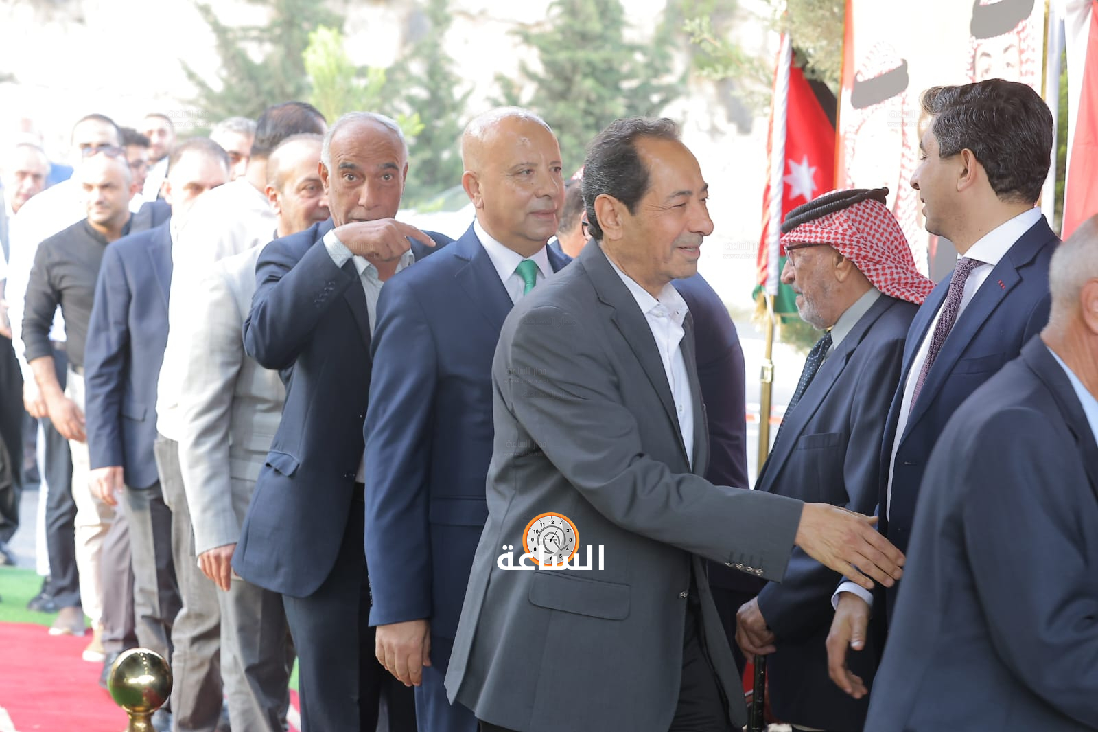 Madar Al-Saa Images 0.10149805498337505