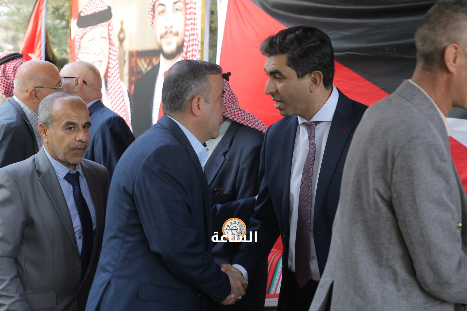 Madar Al-Saa Images 0.44945421309357536