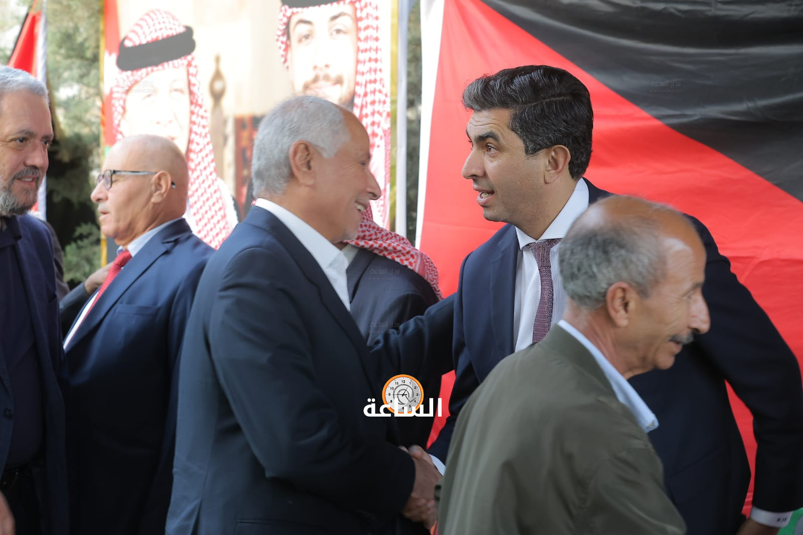 Madar Al-Saa Images 0.9016889670142572