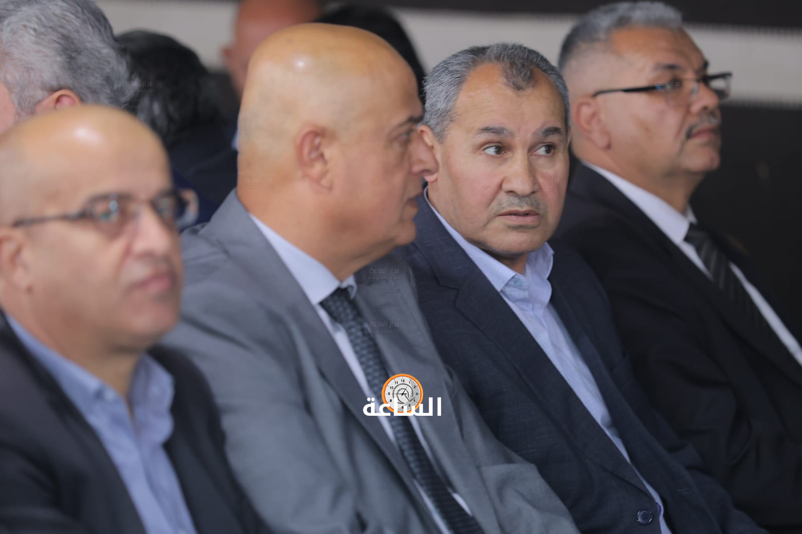 Madar Al-Saa Images 0.5636634114675171