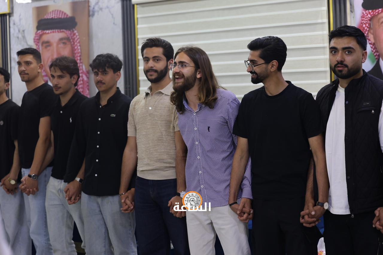 Madar Al-Saa Images 0.9405704759845326