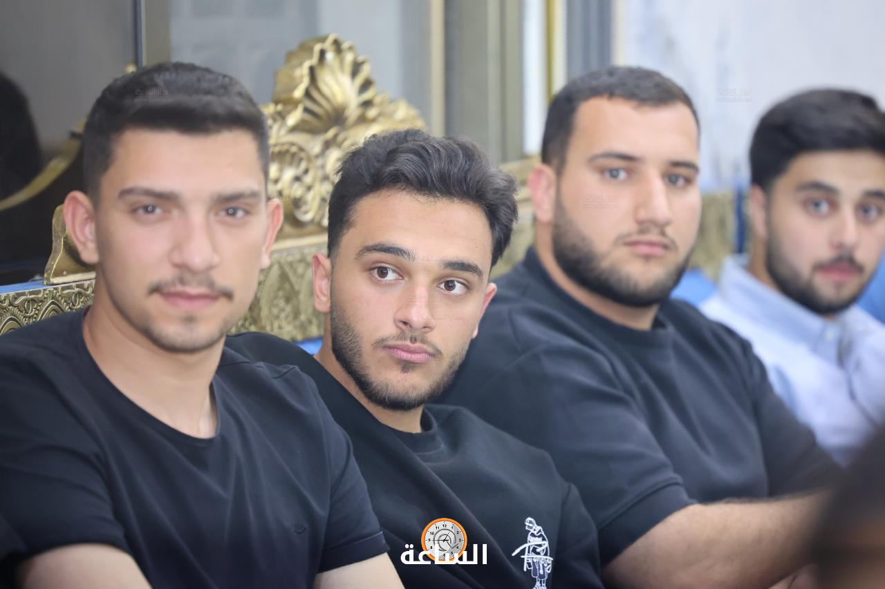 Madar Al-Saa Images 0.7778383700969582