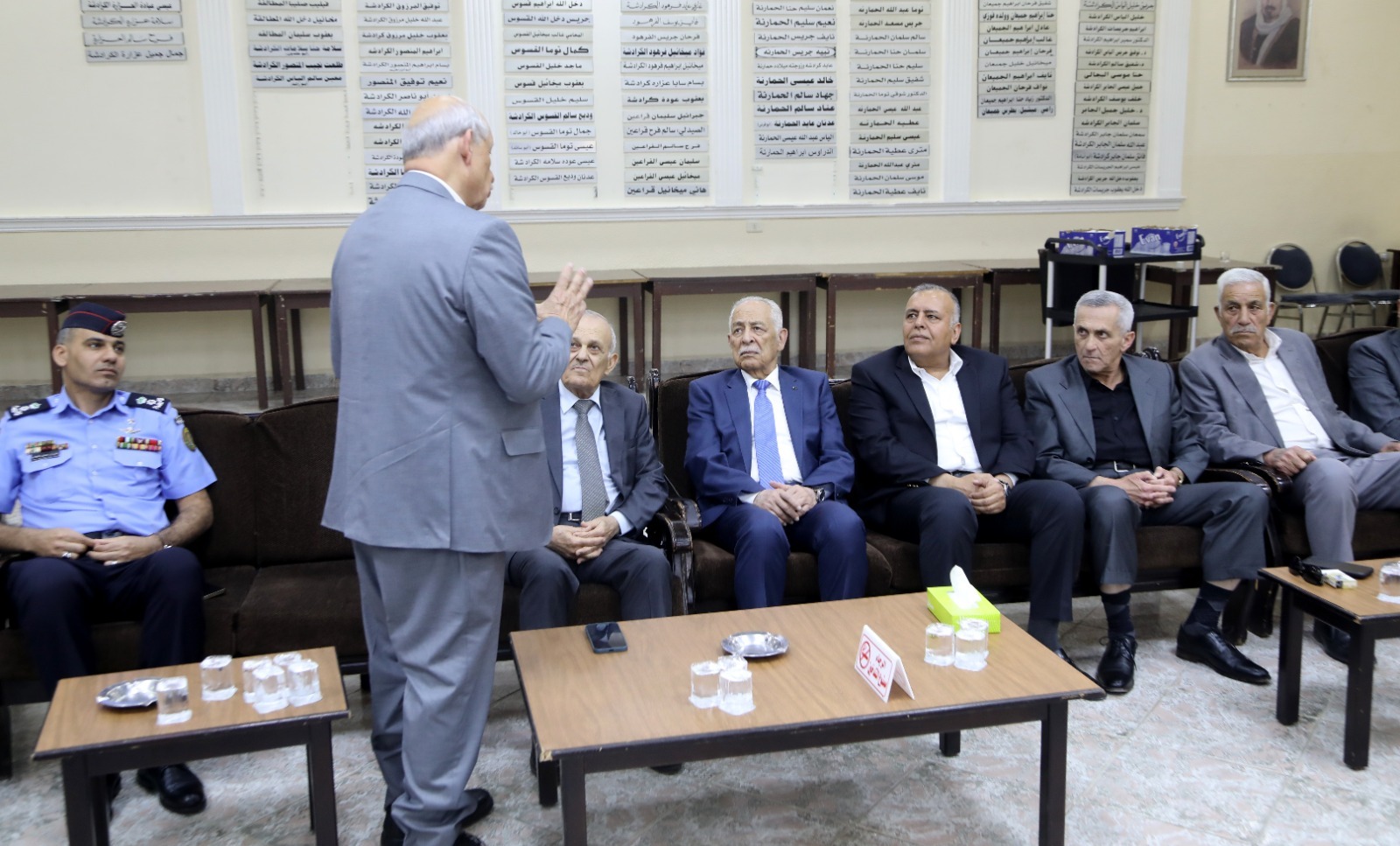 Madar Al-Saa Images 0.8625318939746632