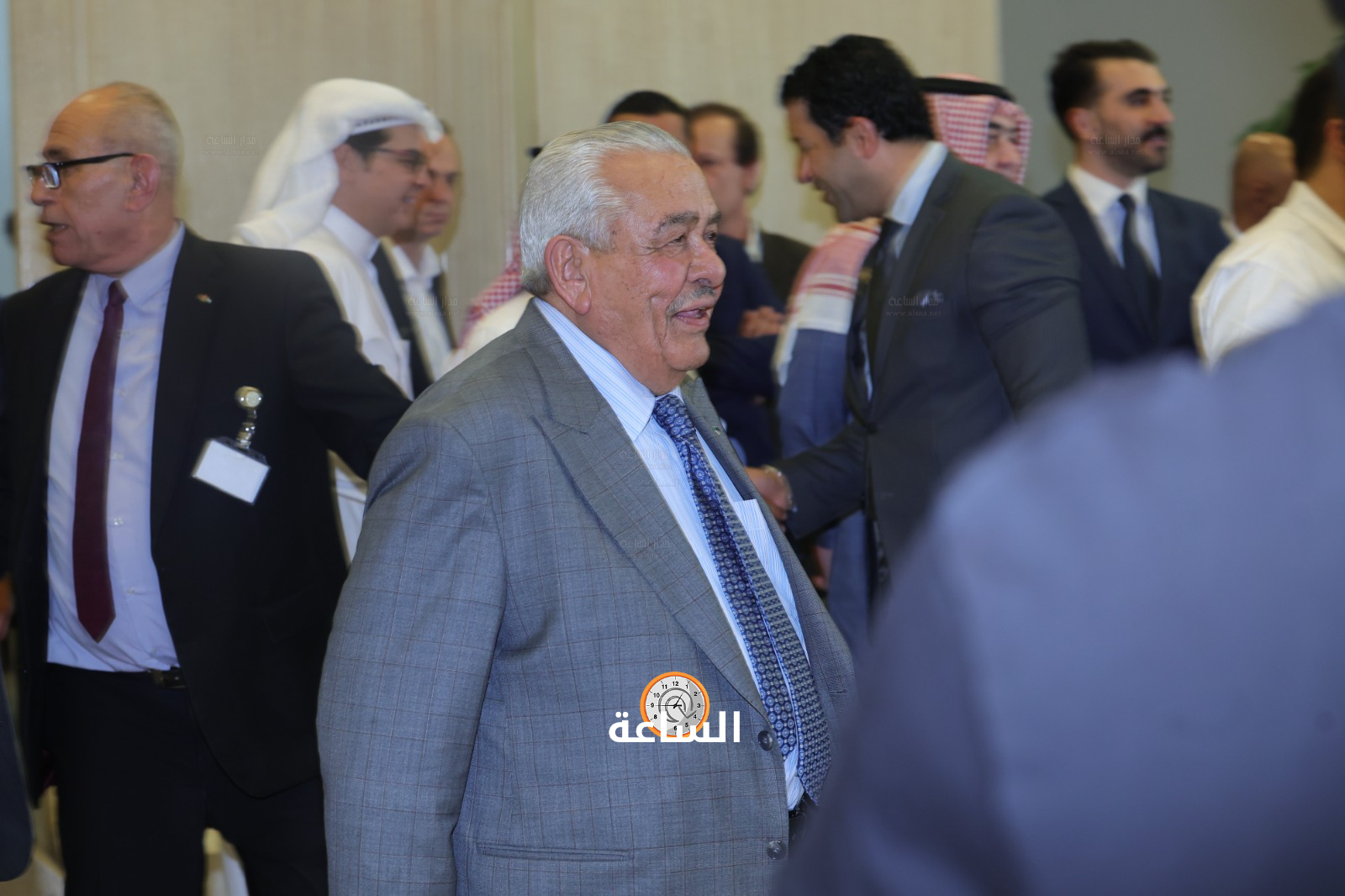 Madar Al-Saa Images 0.12358892611363737