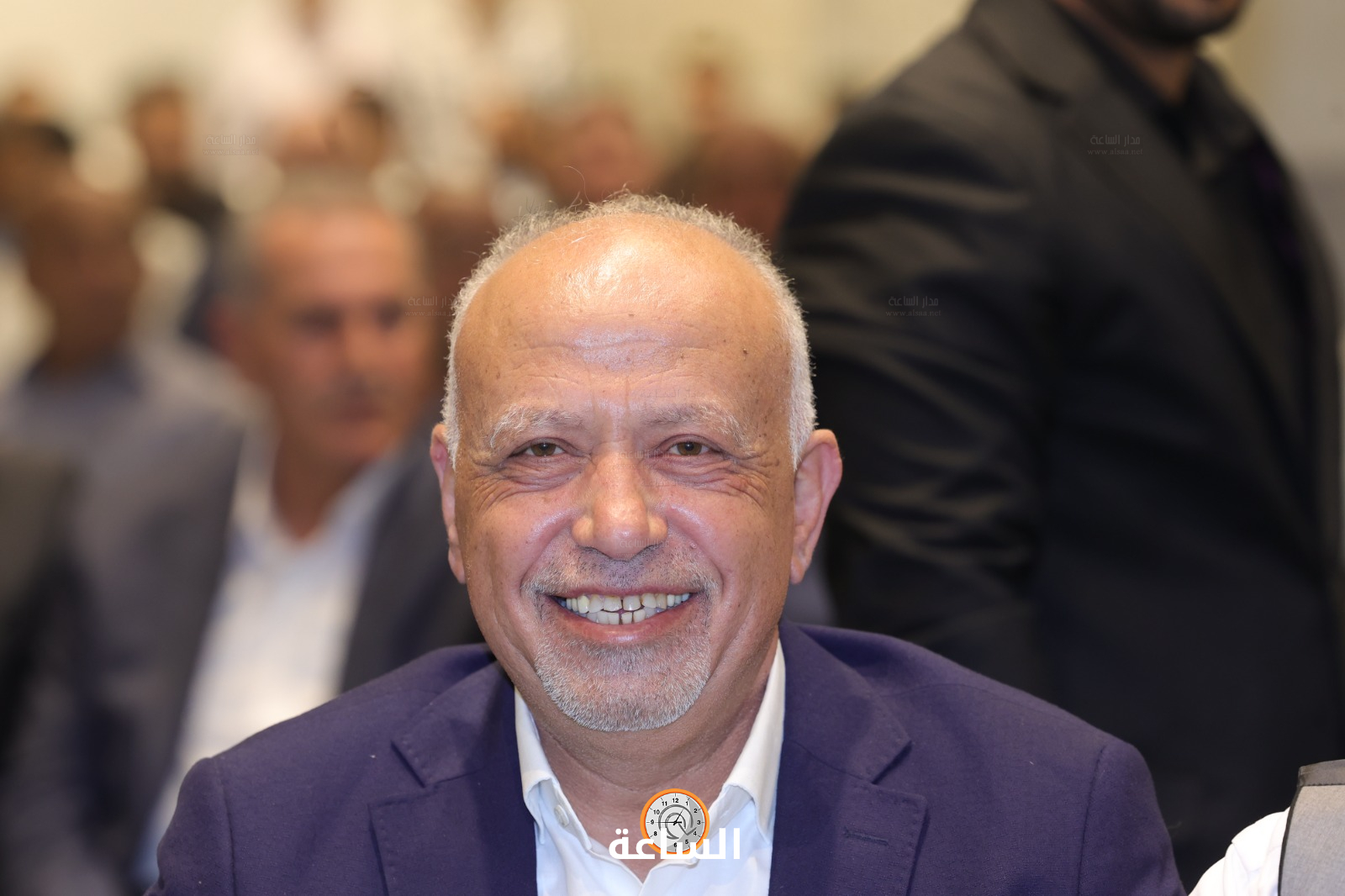 Madar Al-Saa Images 0.13393329843402846