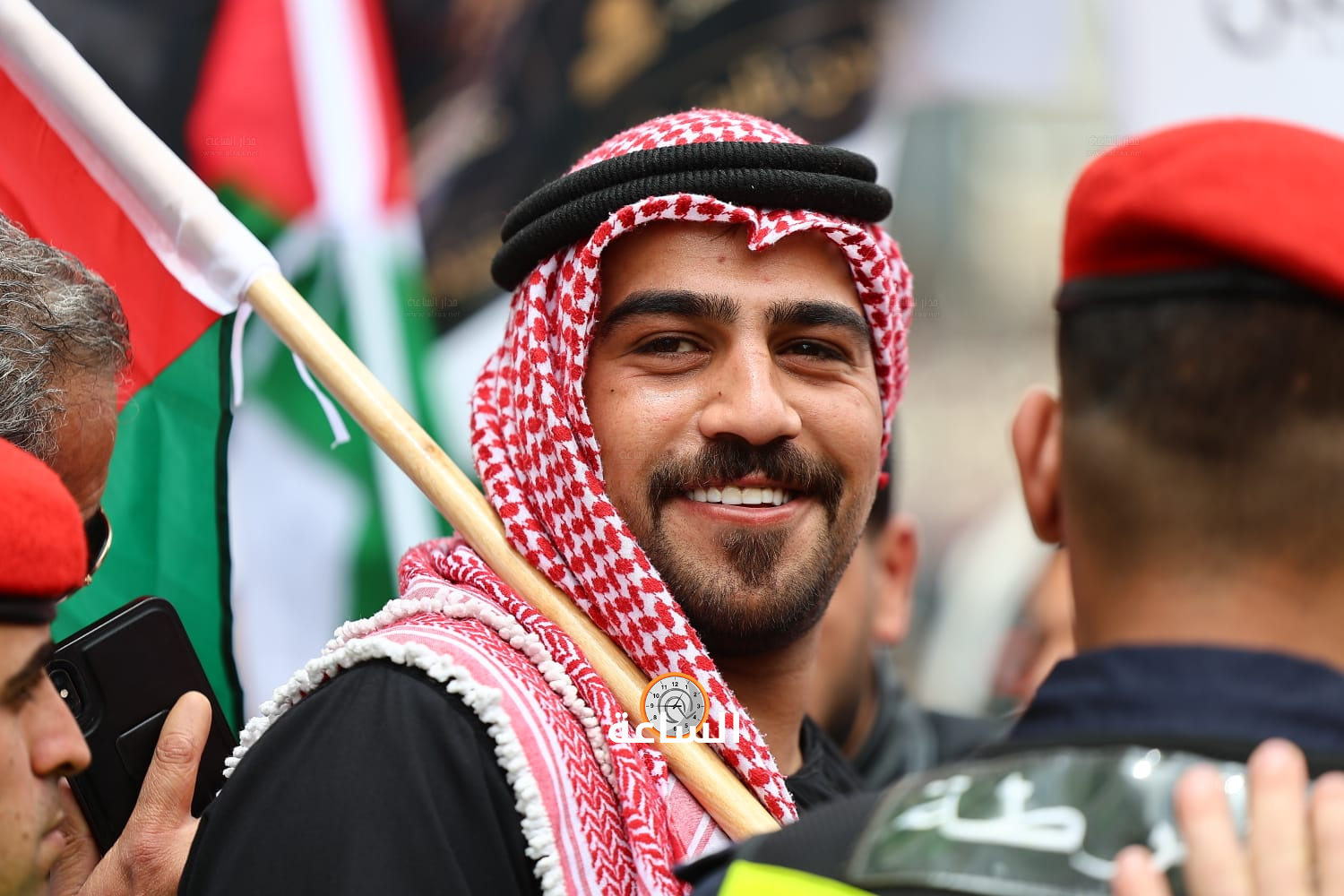 Madar Al-Saa Images 0.651323488350537