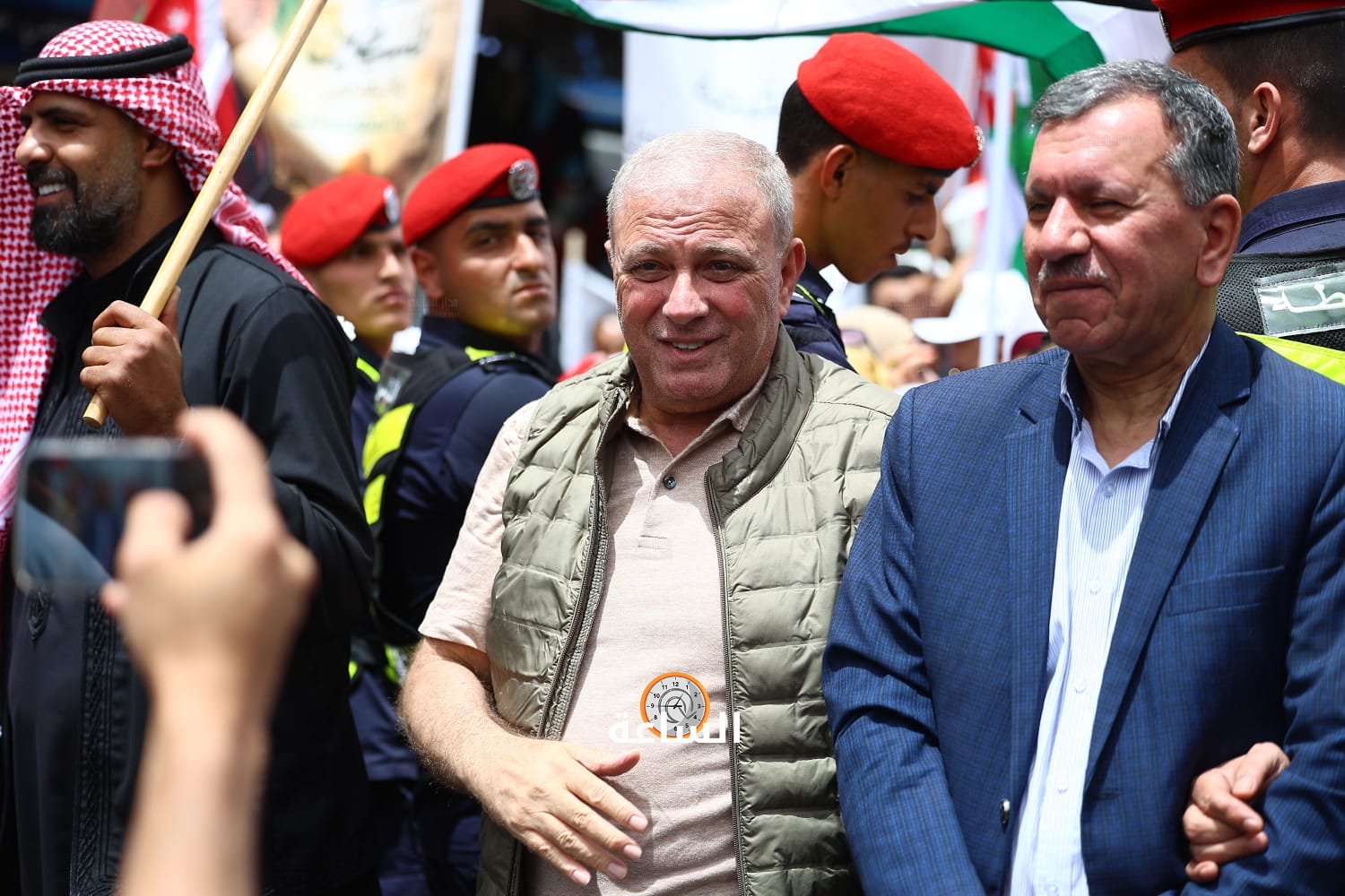Madar Al-Saa Images 0.06102932531154215